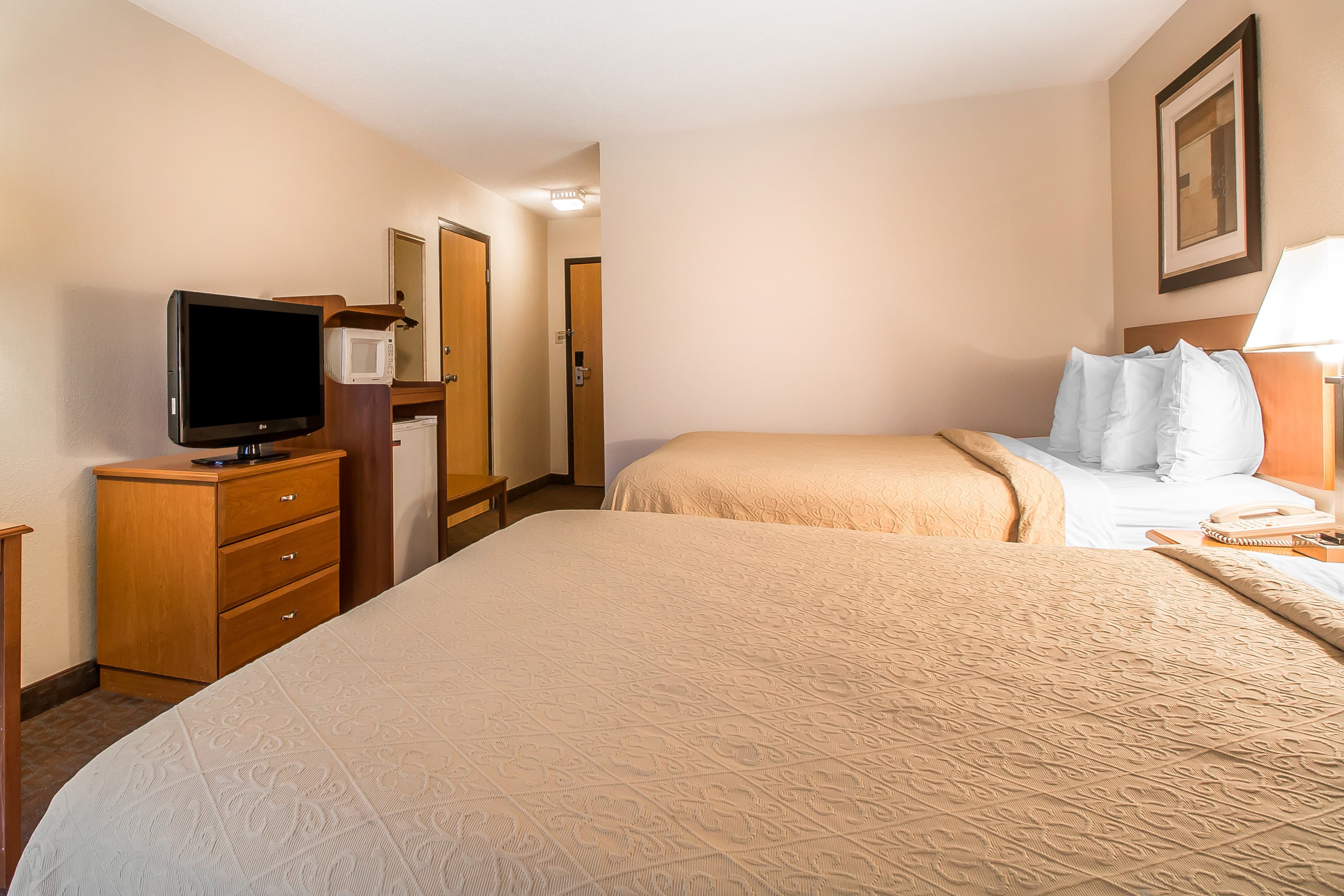 Quality Inn Morris I-80 — 14