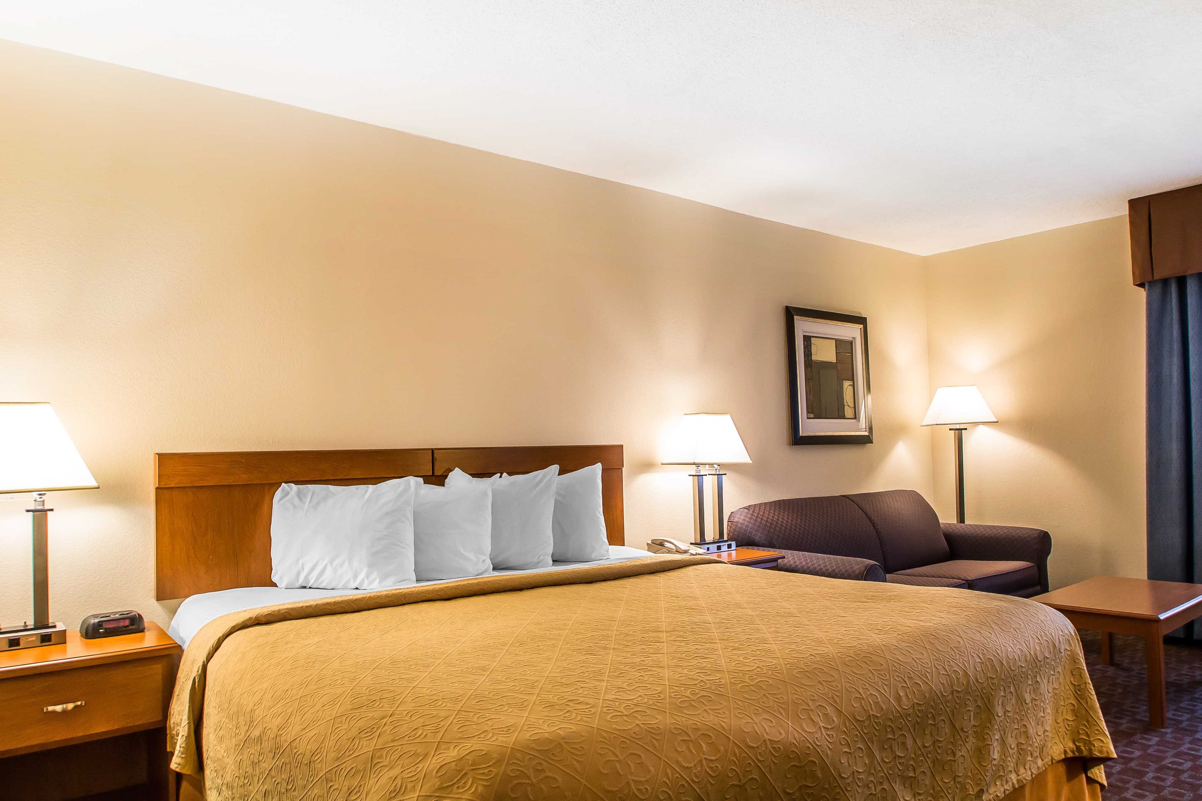 Quality Inn Morris I-80 — 16
