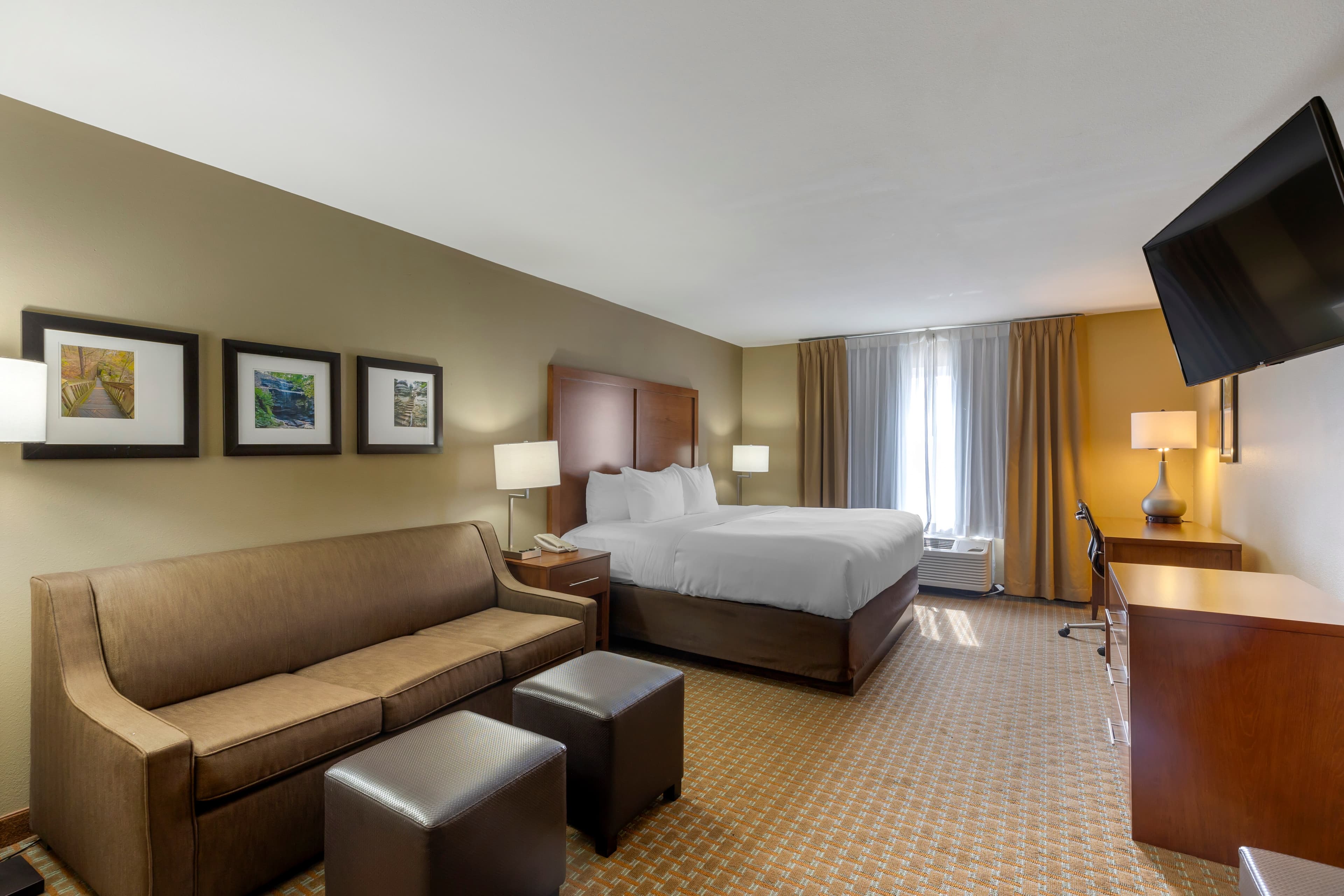 Comfort Inn & Suites Marion I-57 — 15
