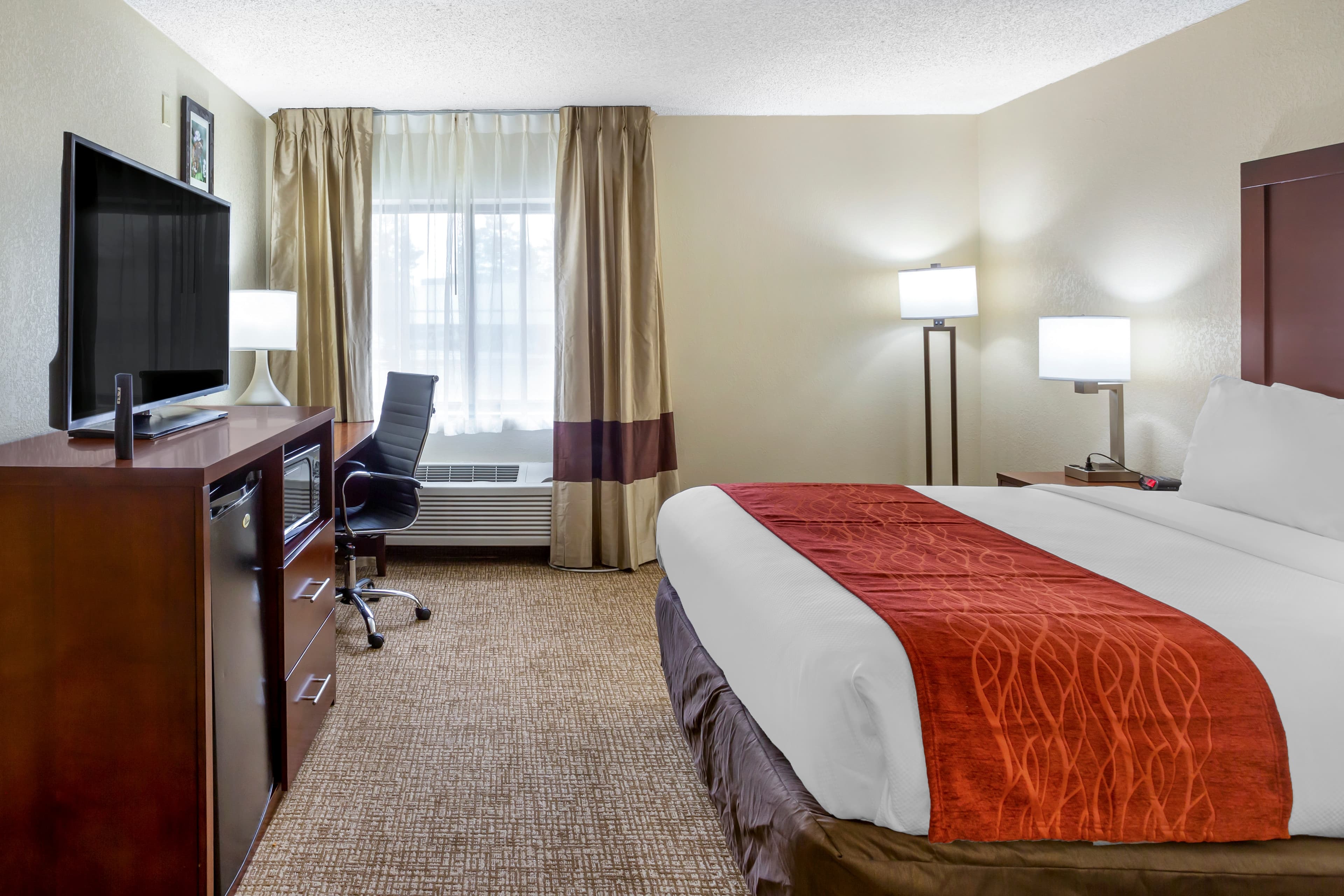Comfort Inn Hoffman Estates - Schaumburg — 5