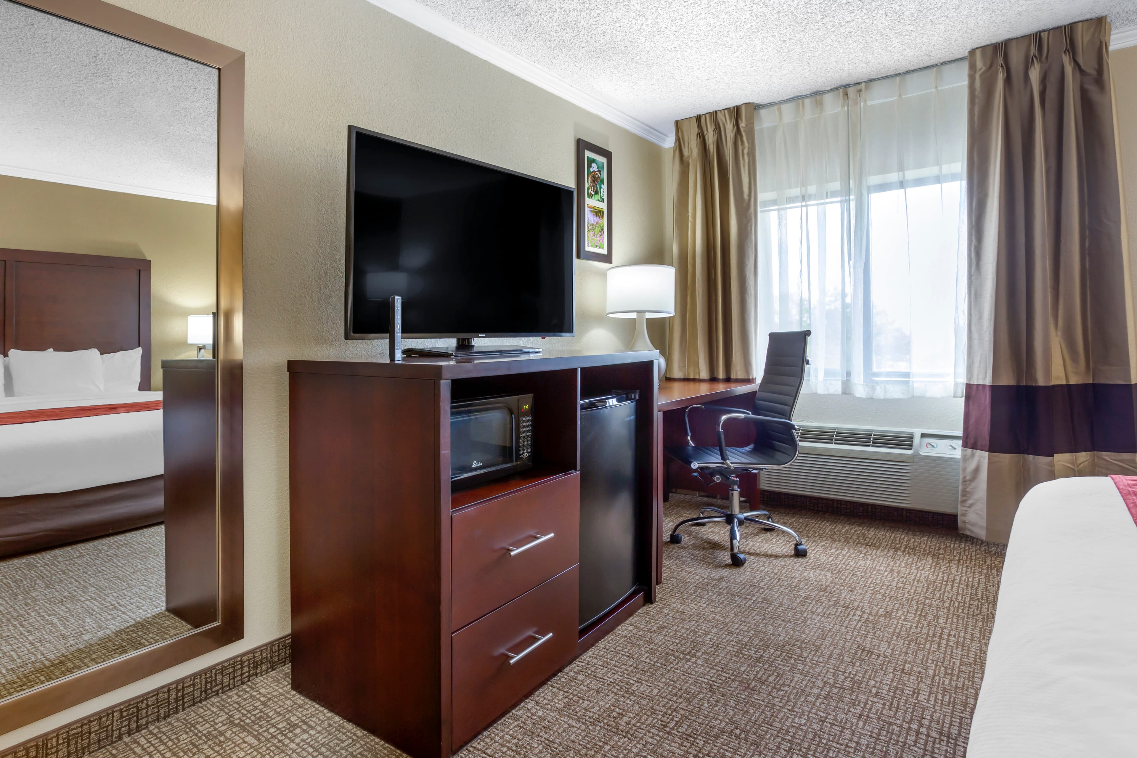 Comfort Inn Hoffman Estates - Schaumburg — 9