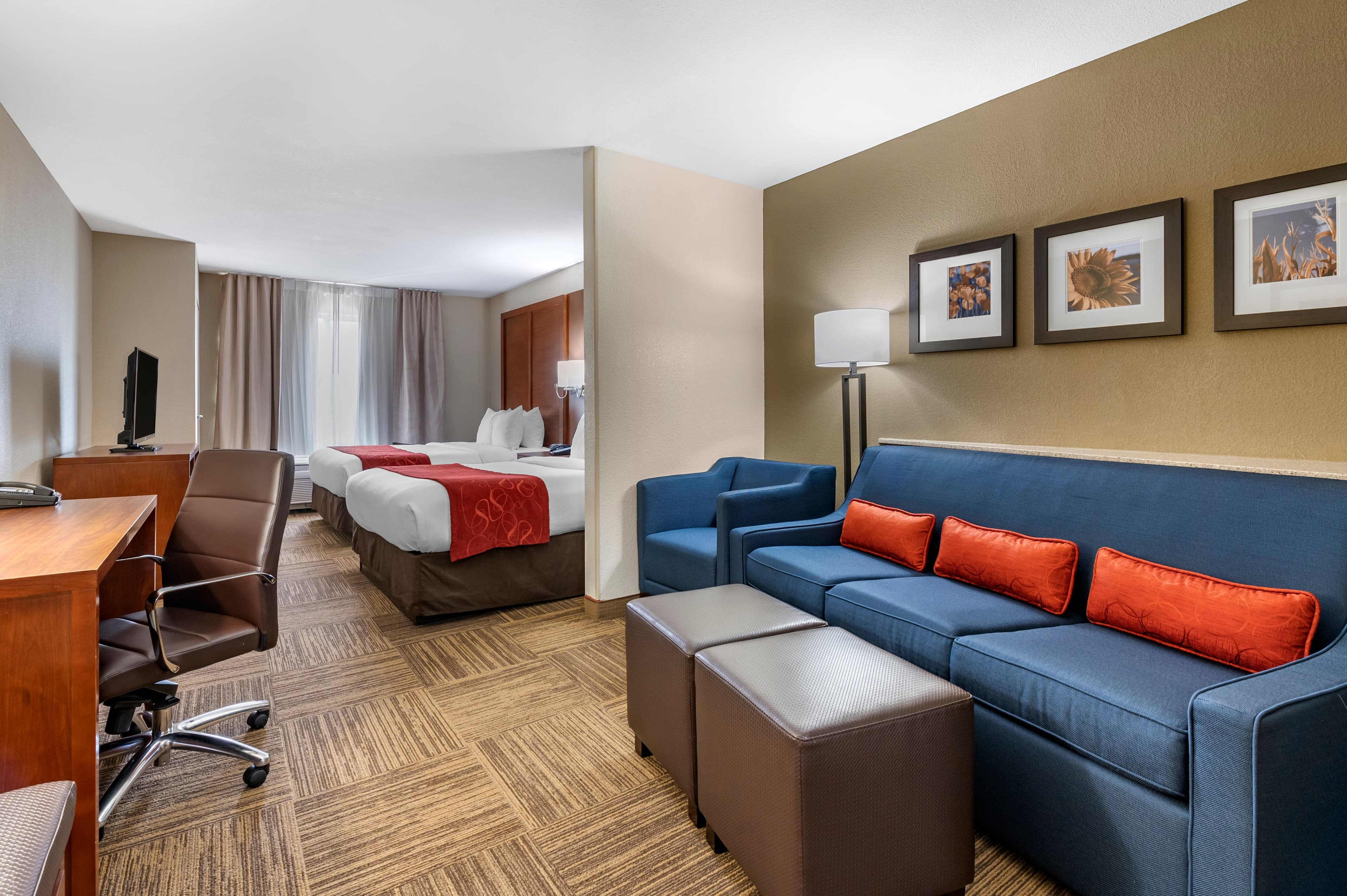 Comfort Suites Urbana Champaign, University Area — 14