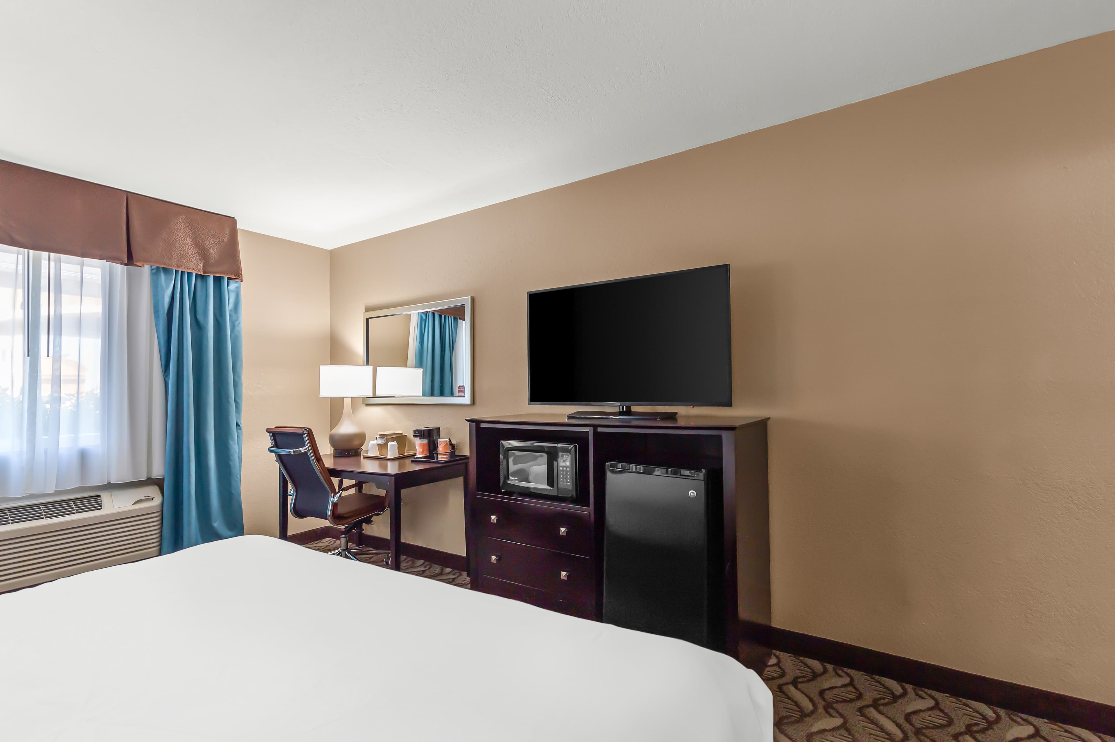 Comfort Inn & Suites Springfield I-55 - Image 3