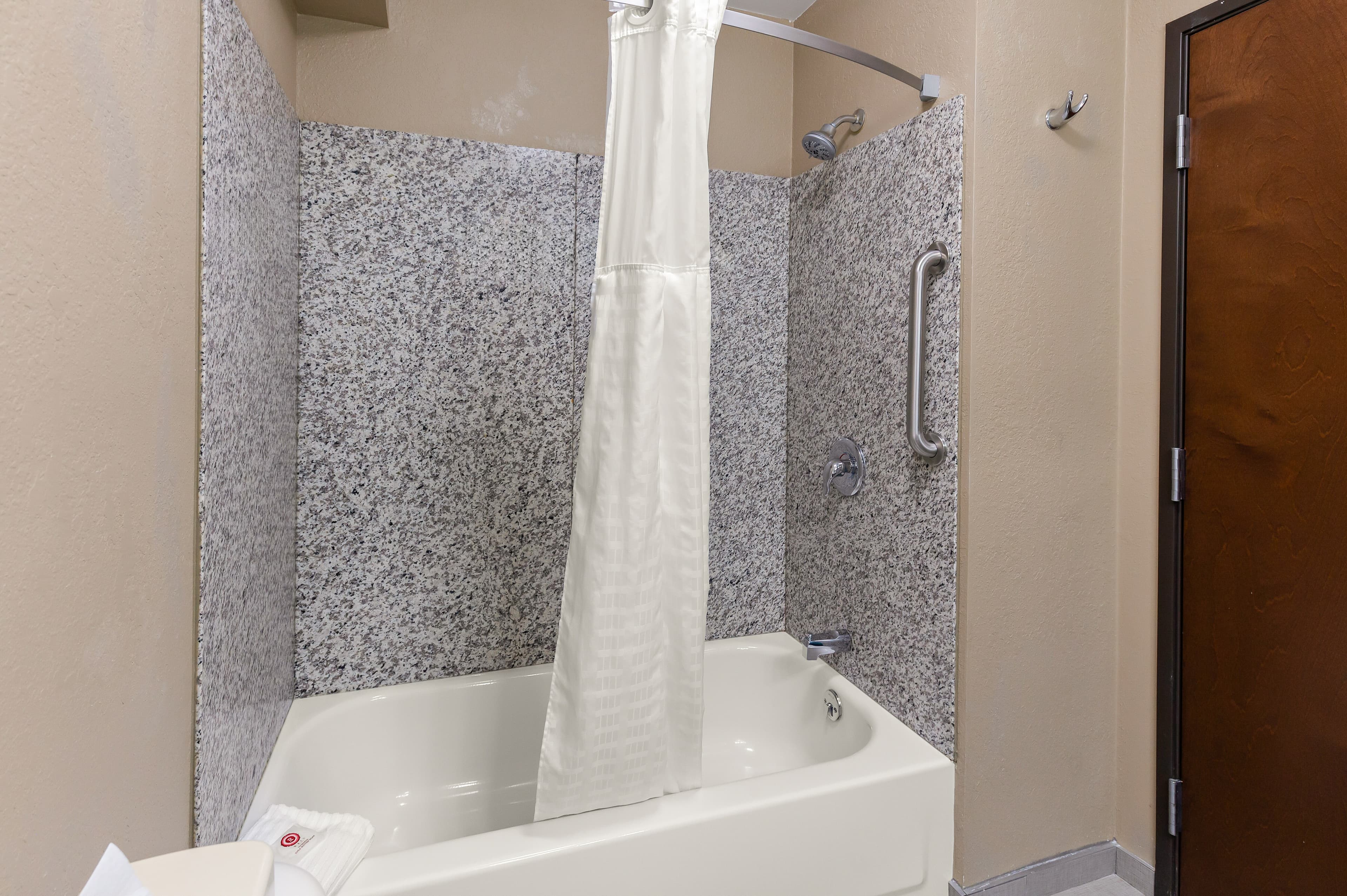 Comfort Inn & Suites Springfield I-55 — 36