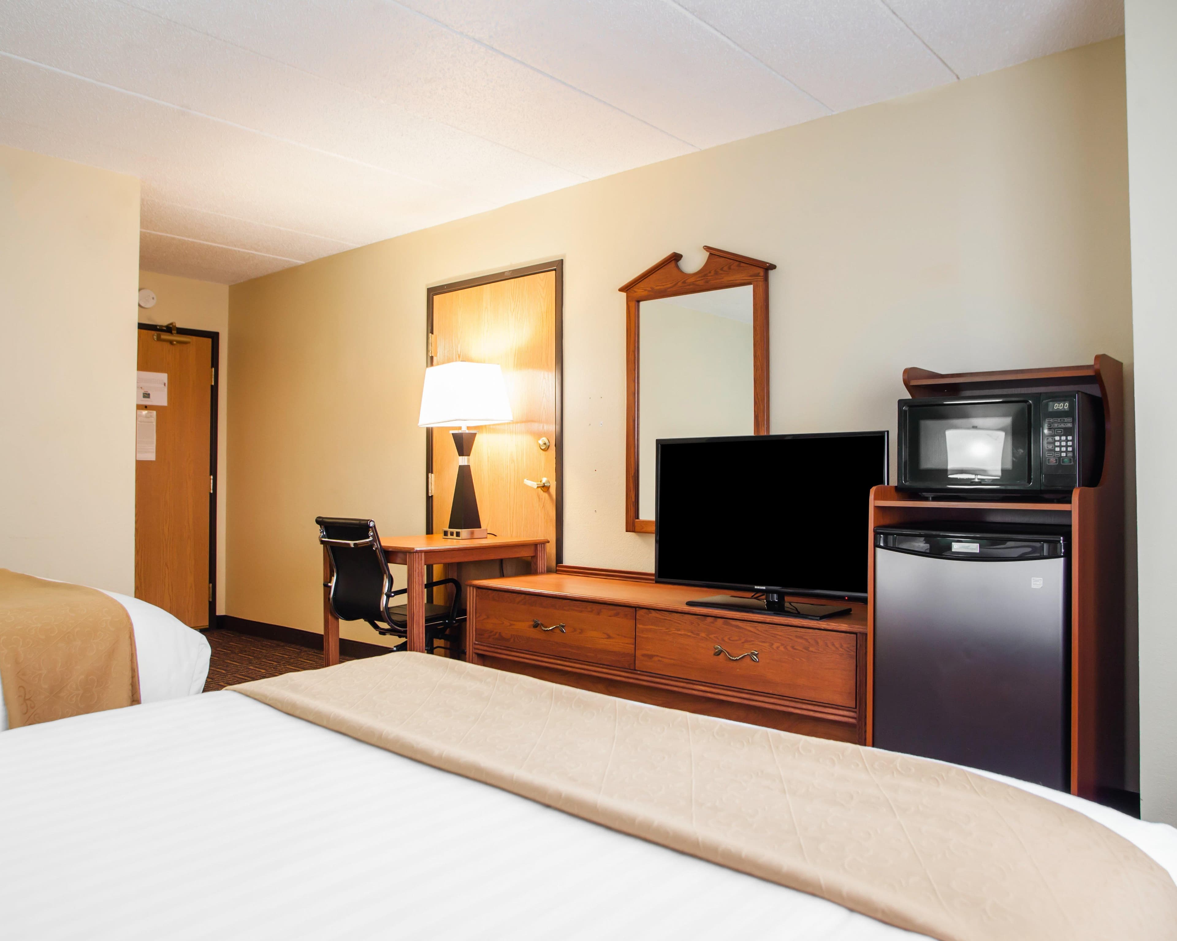 Quality Inn Bolingbrook I-55 — 16