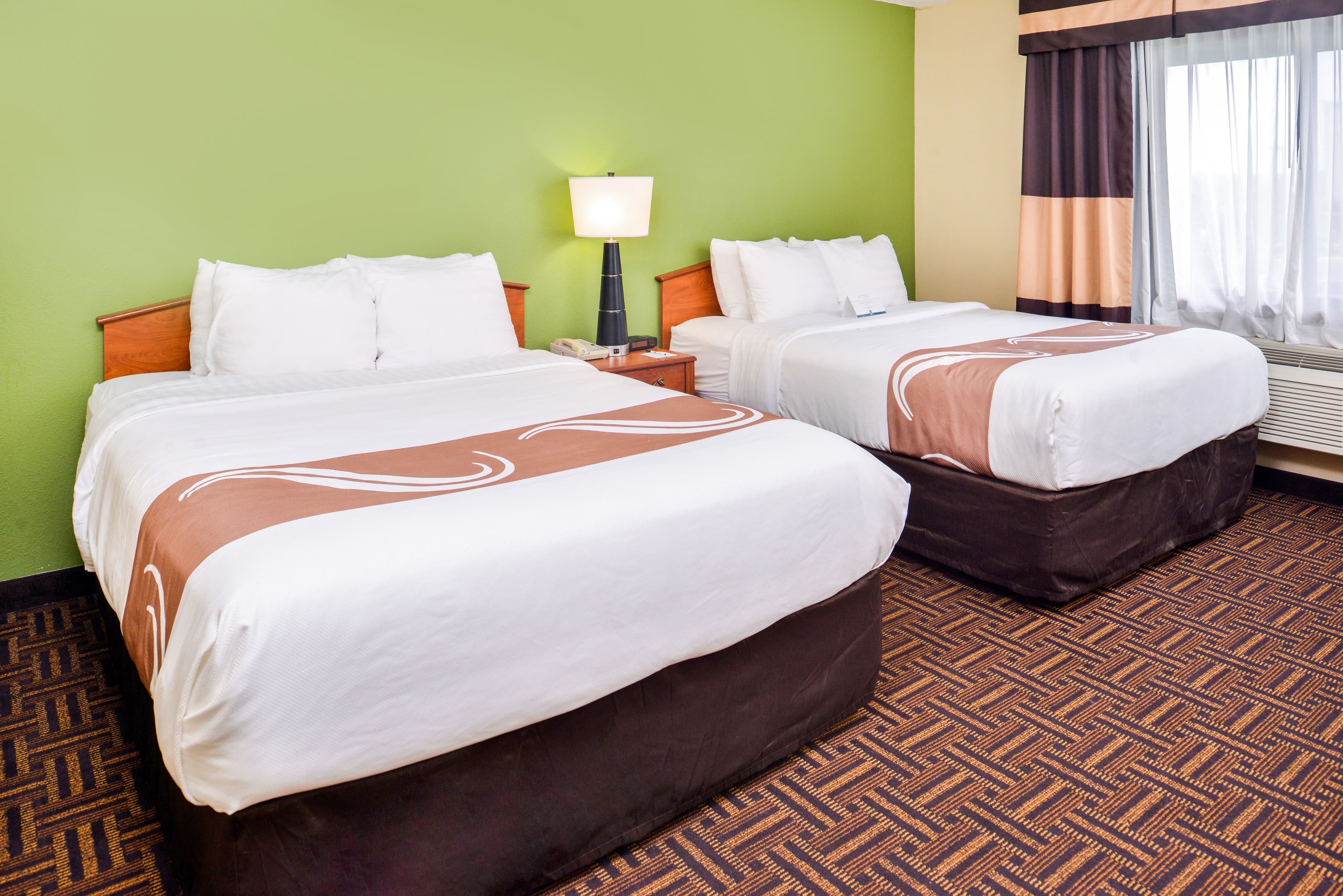 Quality Inn Bolingbrook I-55 — 10
