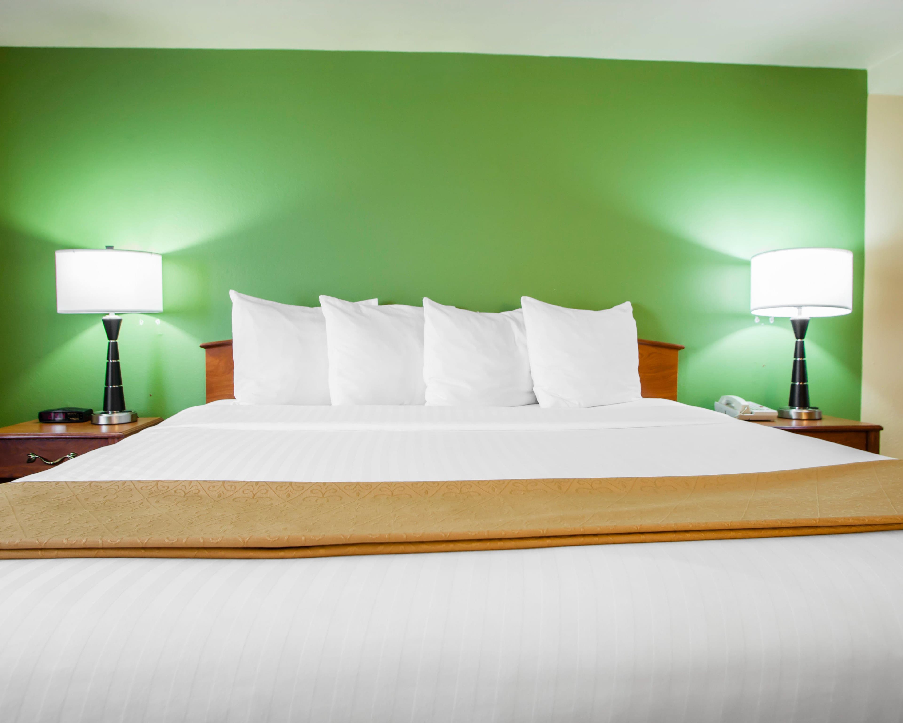 Quality Inn Bolingbrook I-55 — 8