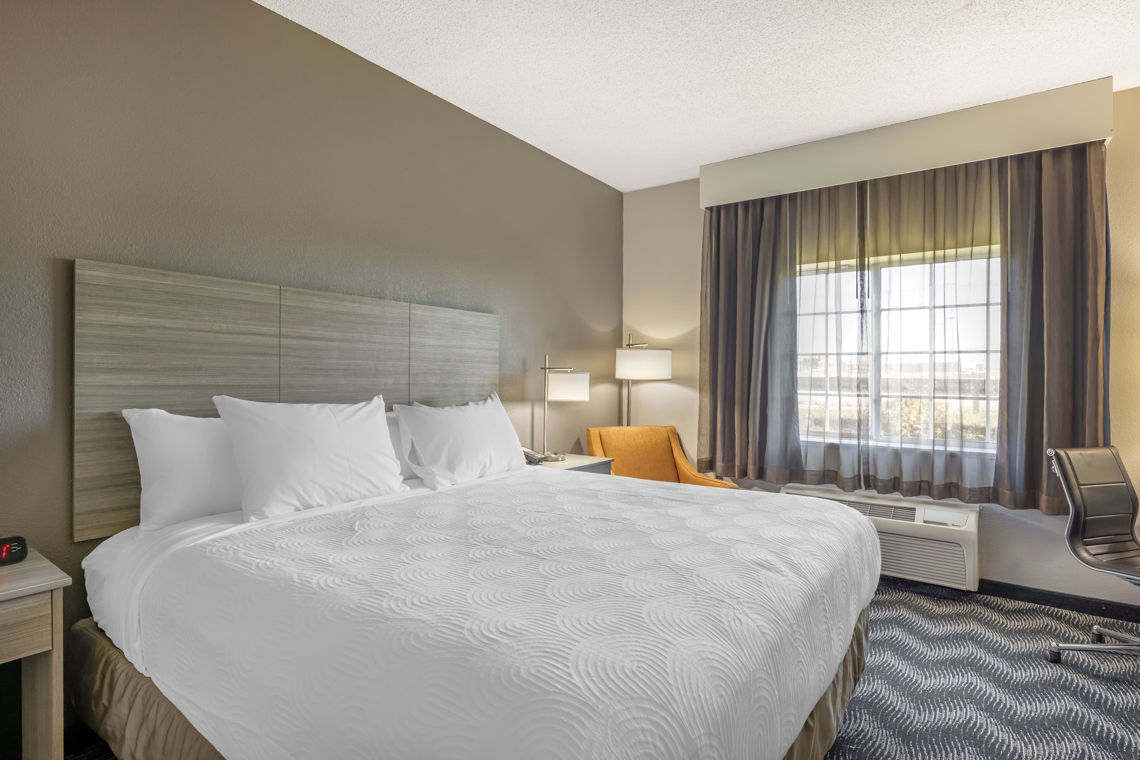 Country Inn & Suites by Radisson, Bolingbrook - Romeoville, I-55 — 10