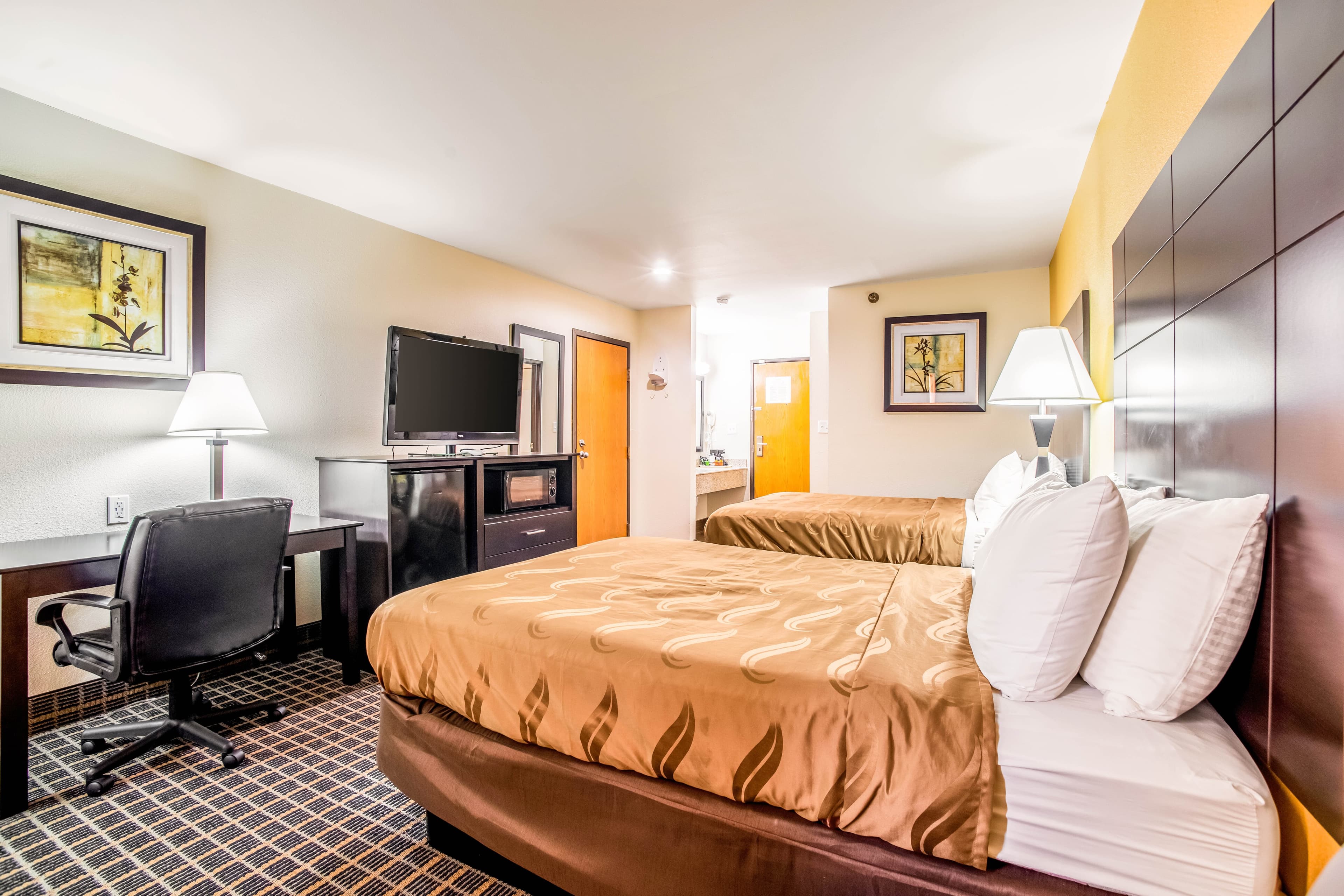 Quality Inn Carbondale University area - Image 4