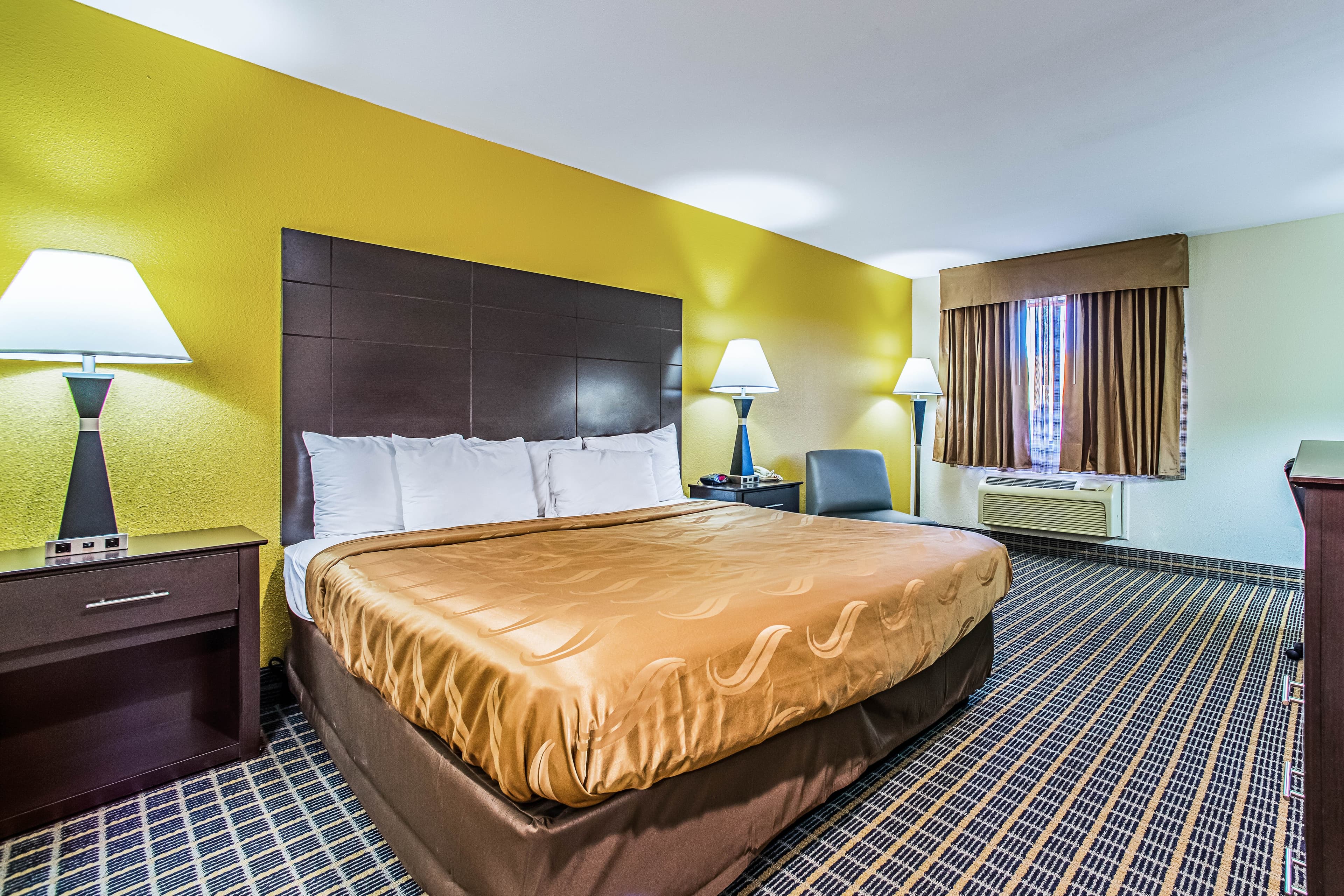 Quality Inn Carbondale University area — 11