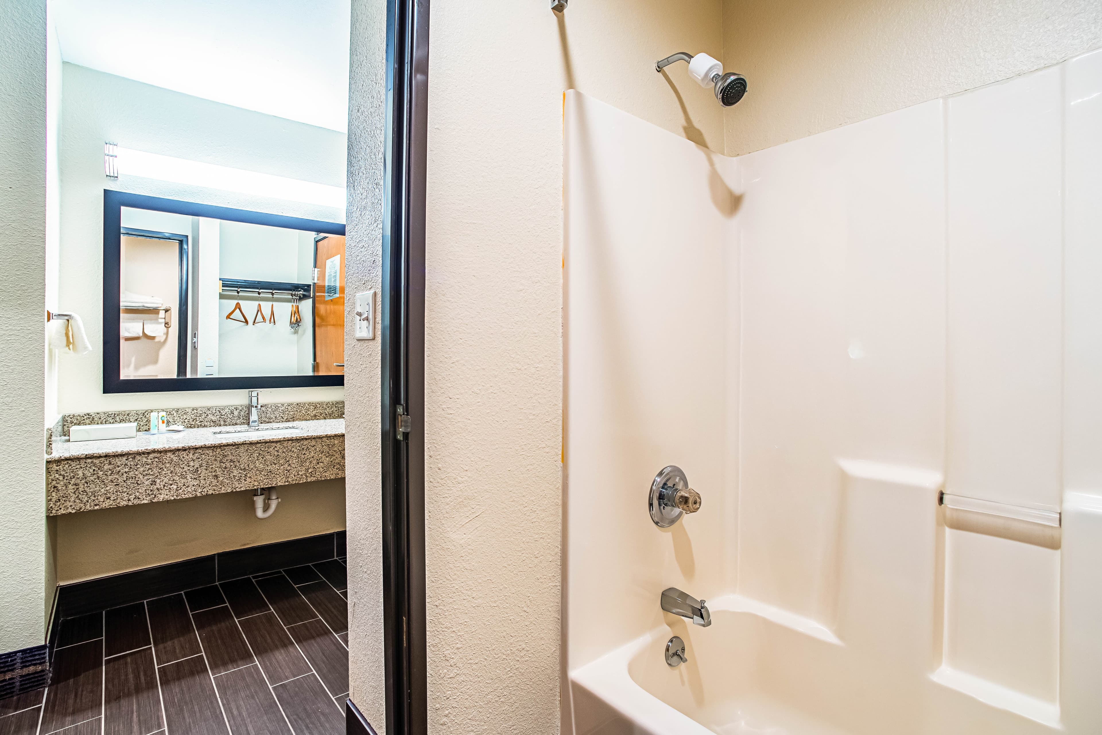 Quality Inn Carbondale University area — 15