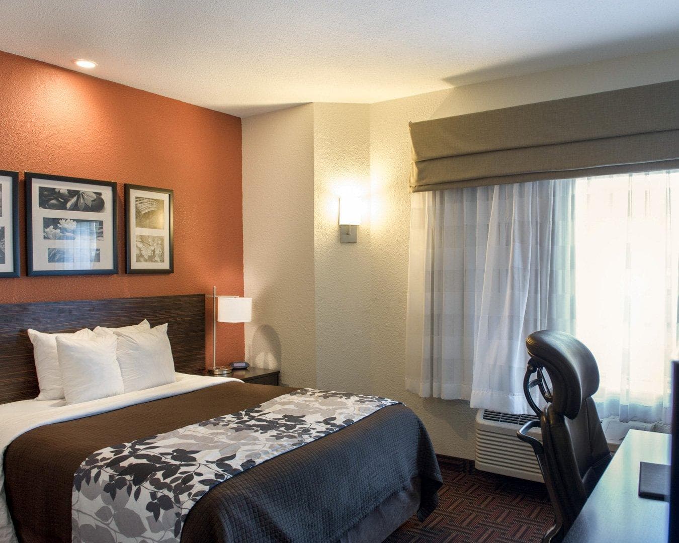 Sleep Inn O'Fallon near I-64 - Image 1