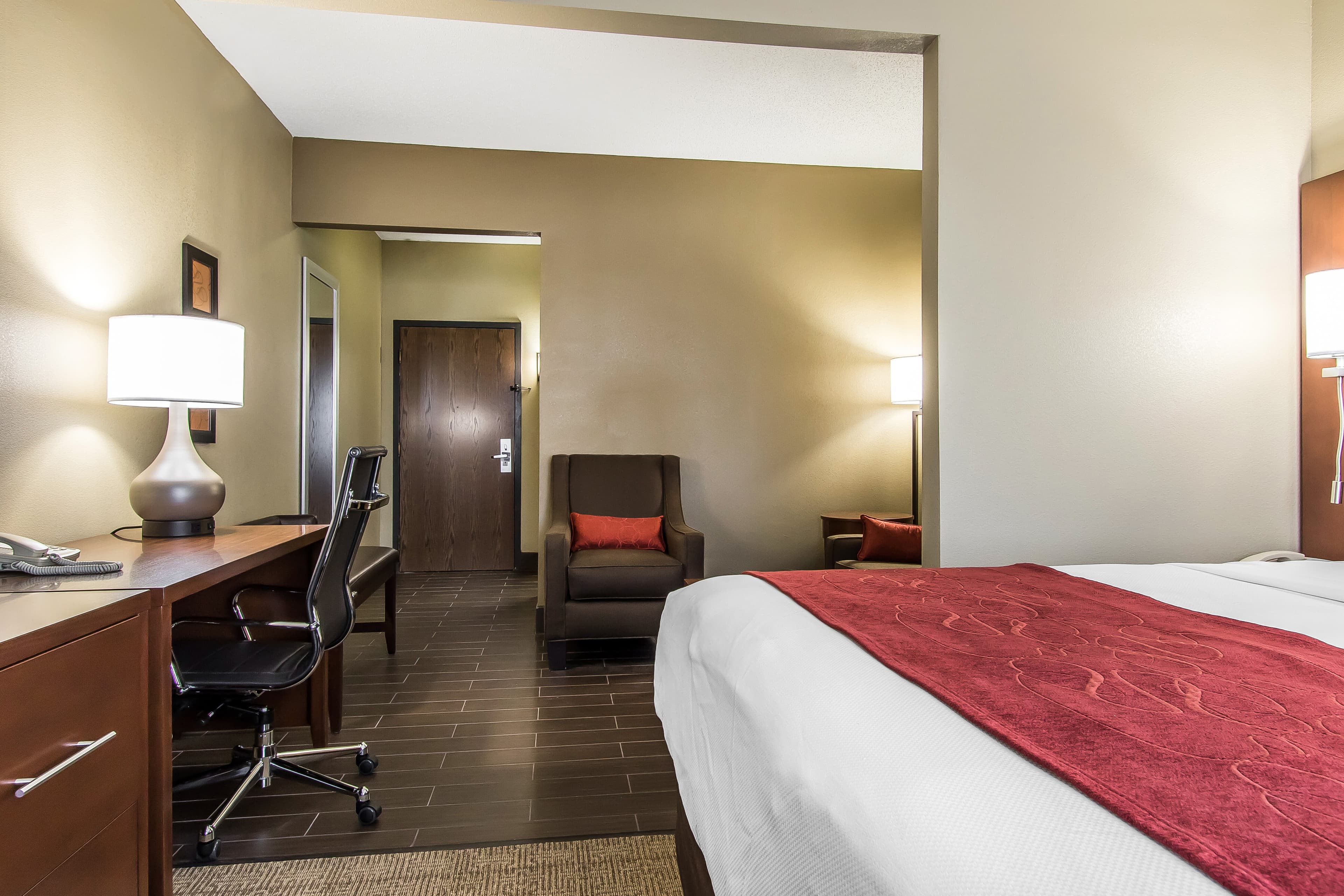 Comfort Suites Effingham Central — 12