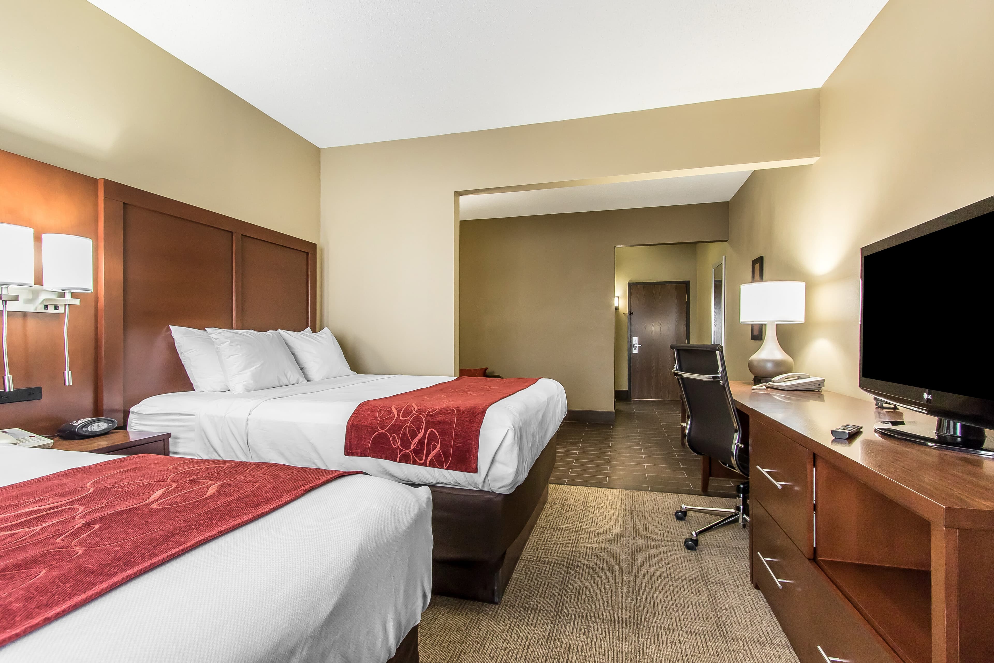 Comfort Suites Effingham Central — 16