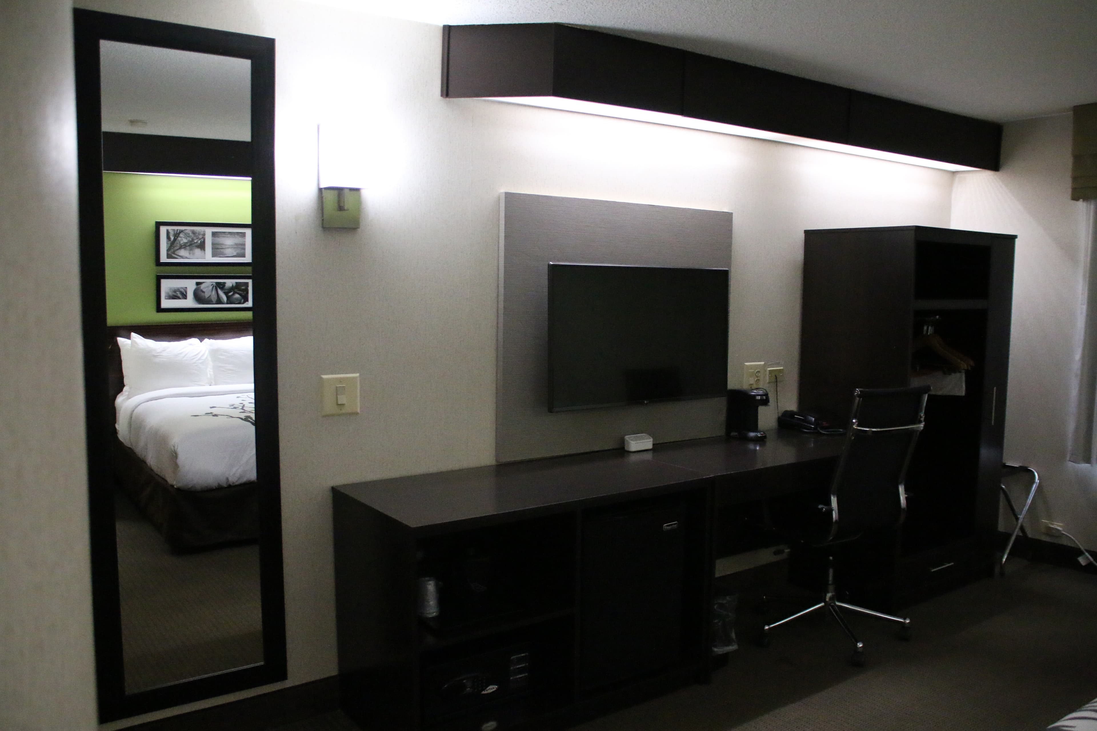Sleep Inn near Great Lakes Naval Base — 14