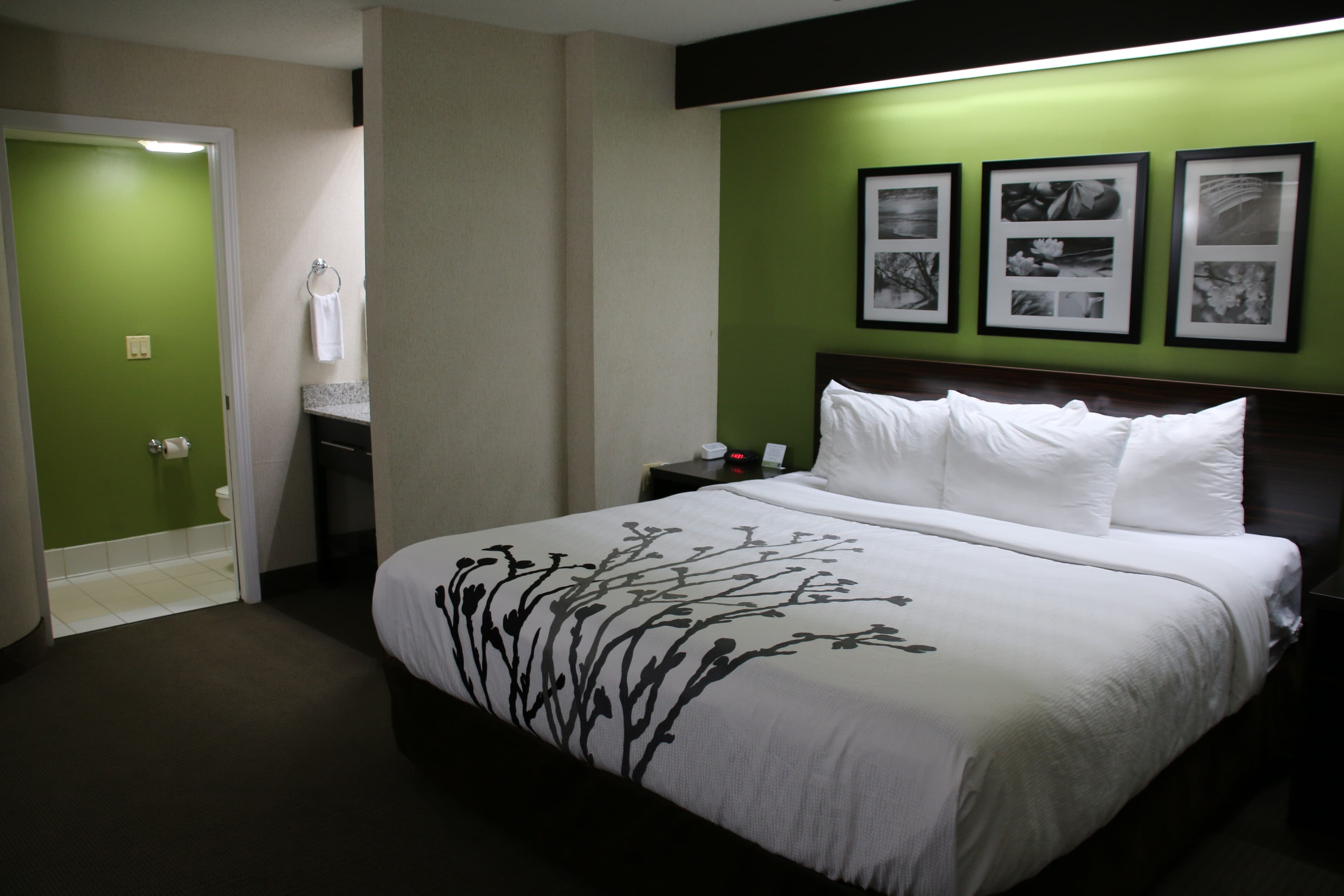 Sleep Inn near Great Lakes Naval Base — 17