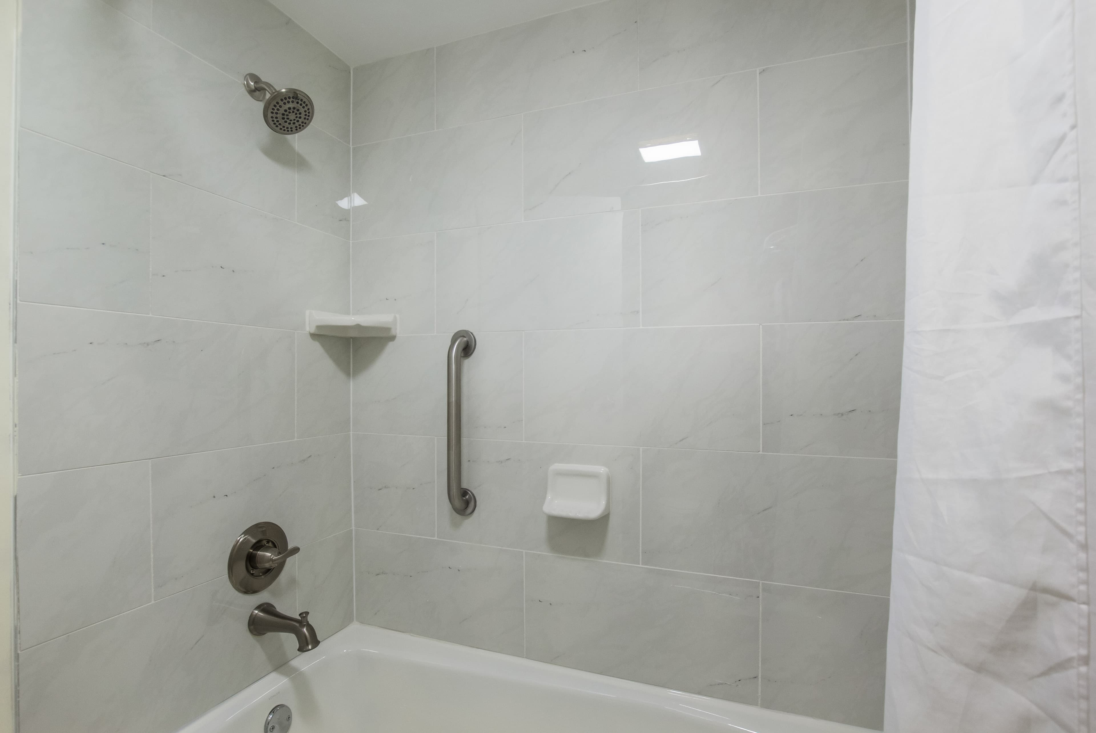 Quality Inn Grayville — 10