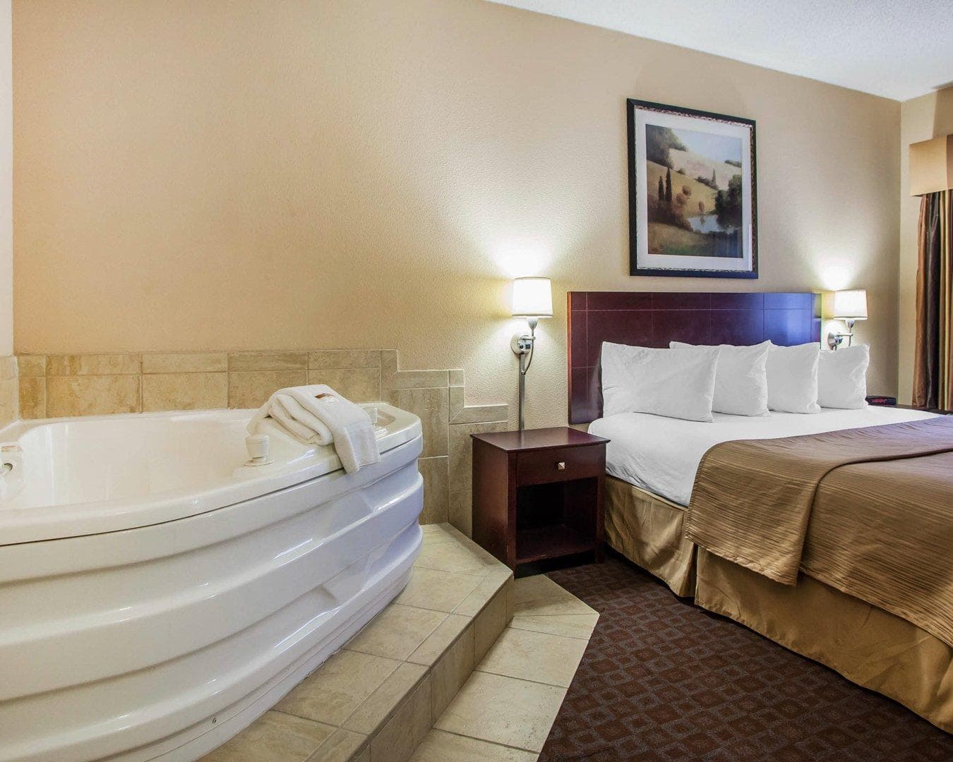 Quality Inn & Suites Peoria North — 19