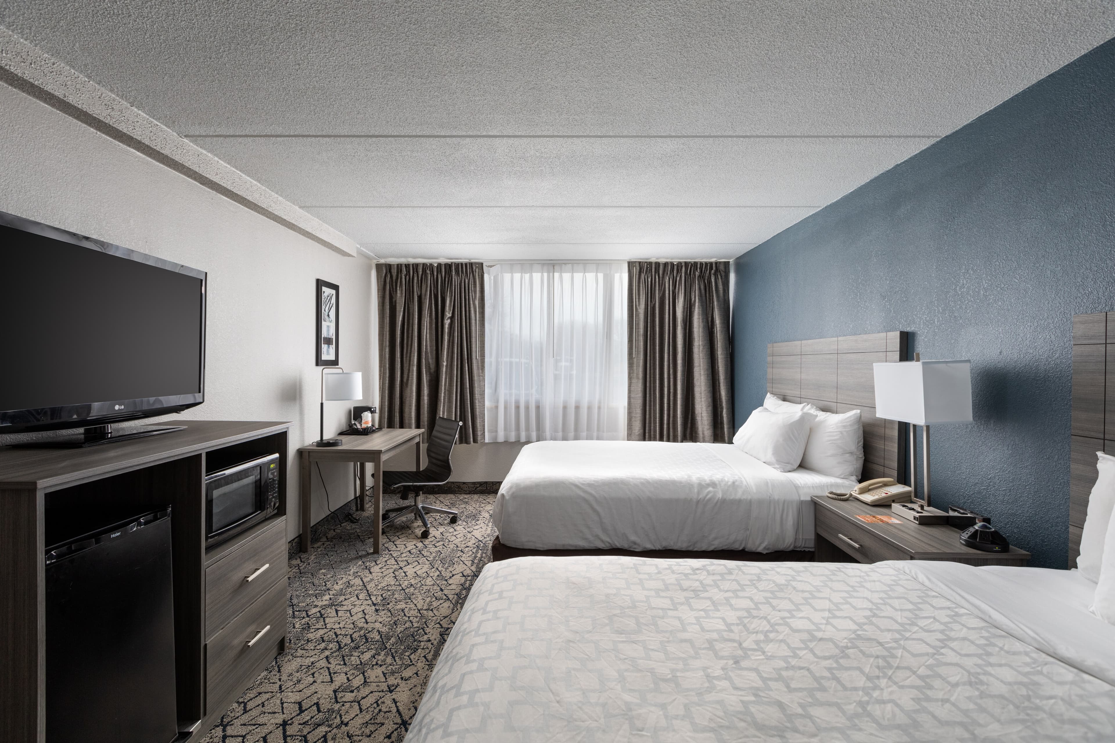 Clarion Hotel & Convention Center Joliet — 13