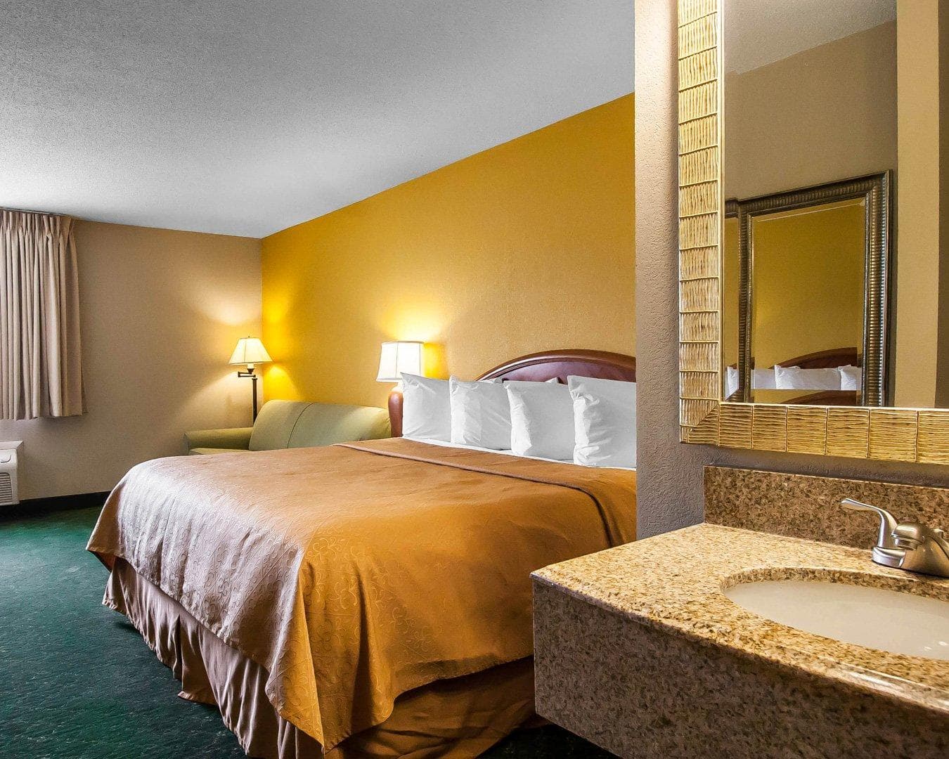 Quality Inn Cairo I-57 — 7