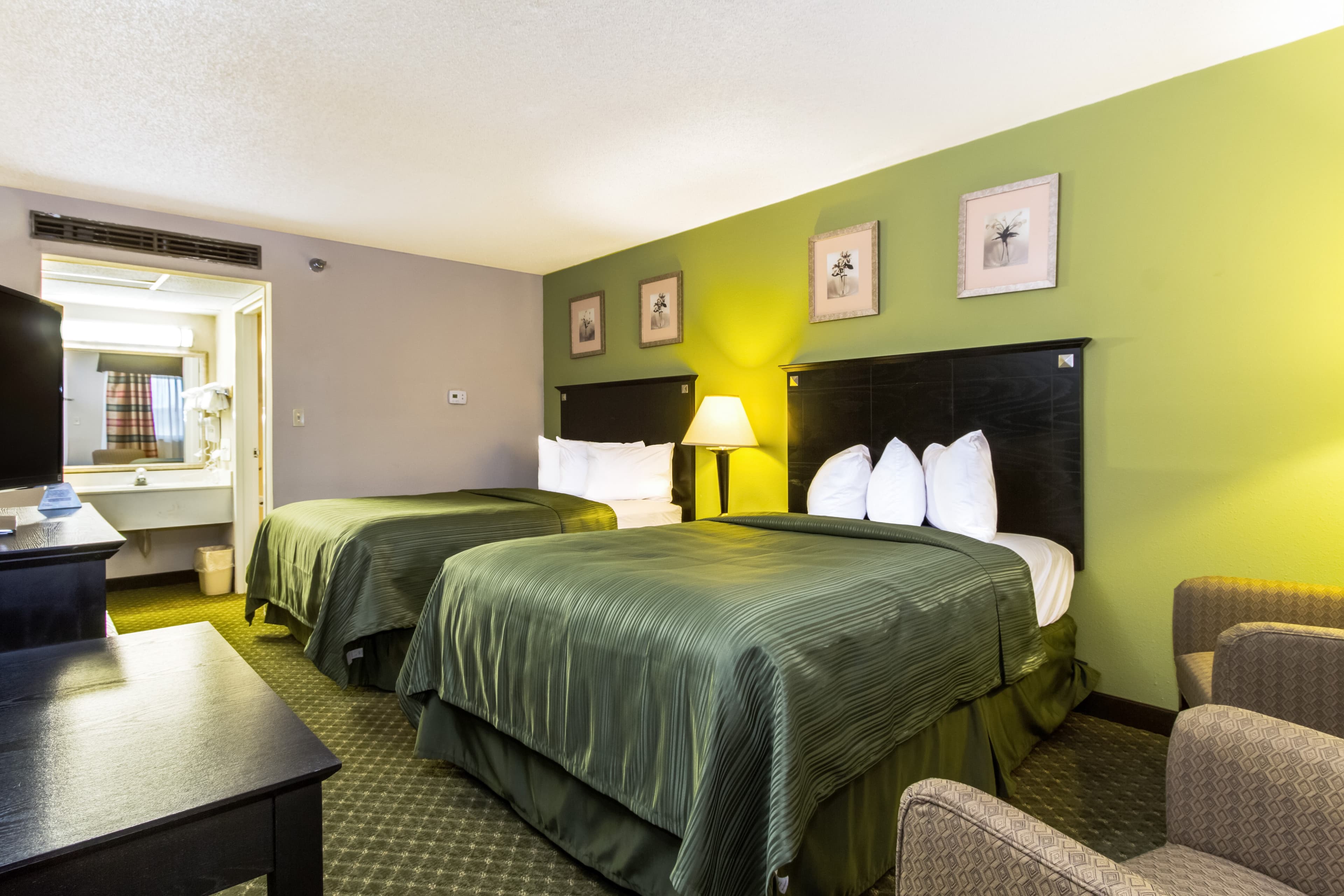 Quality Inn & Suites Moline - Quad Cities — 32