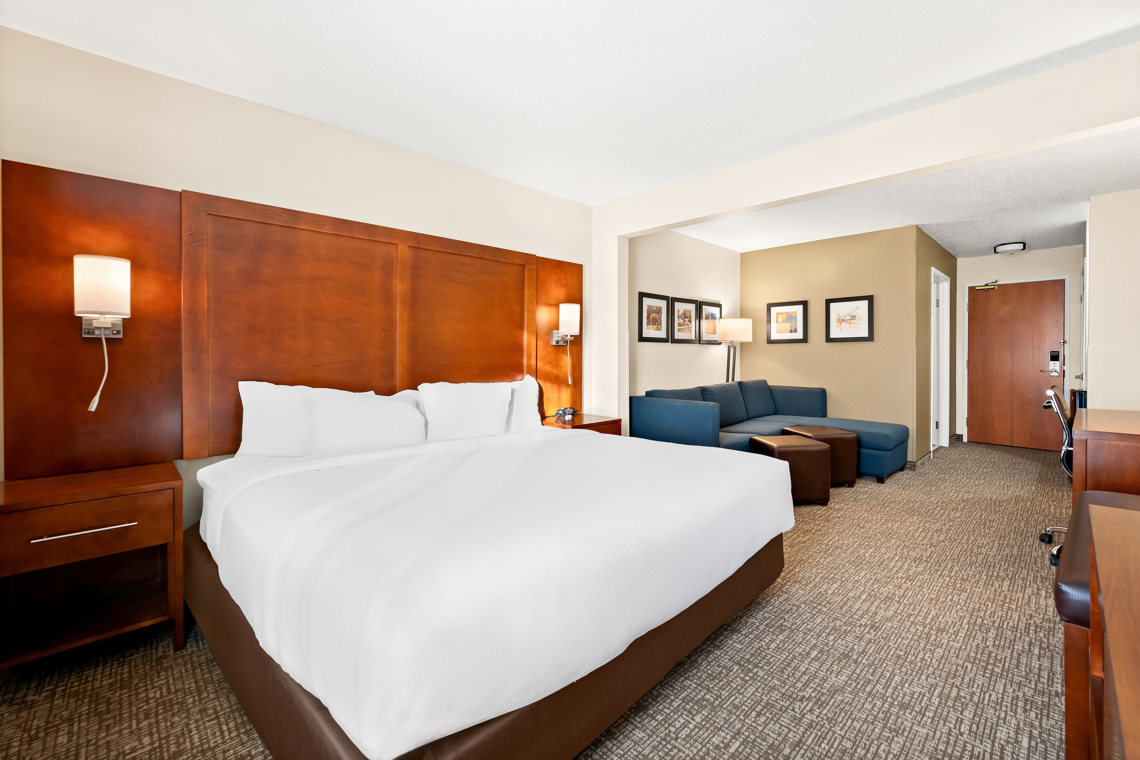 Comfort Inn & Suites Decatur-Forsyth — 9
