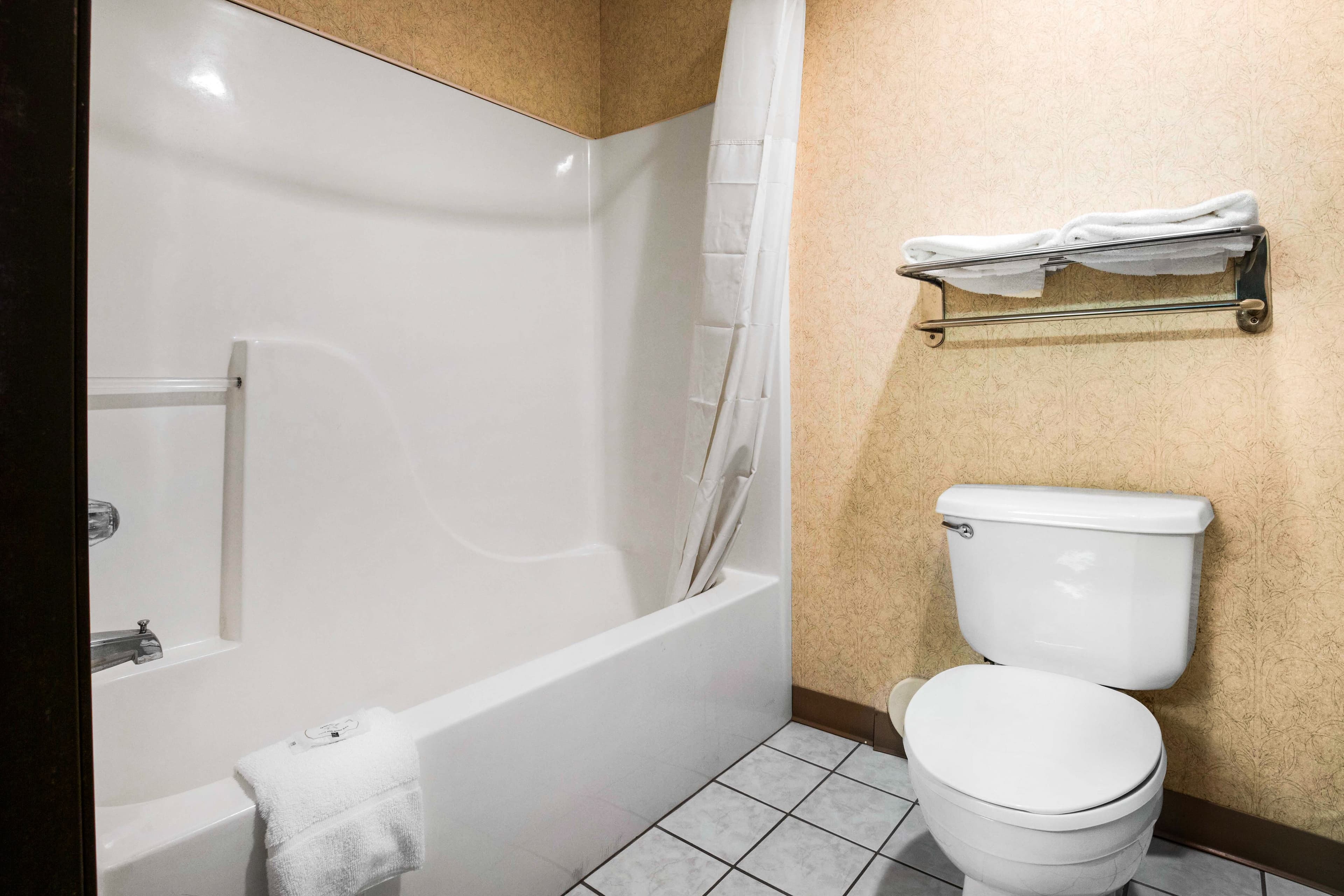 Quality Inn Monee I-57 — 6