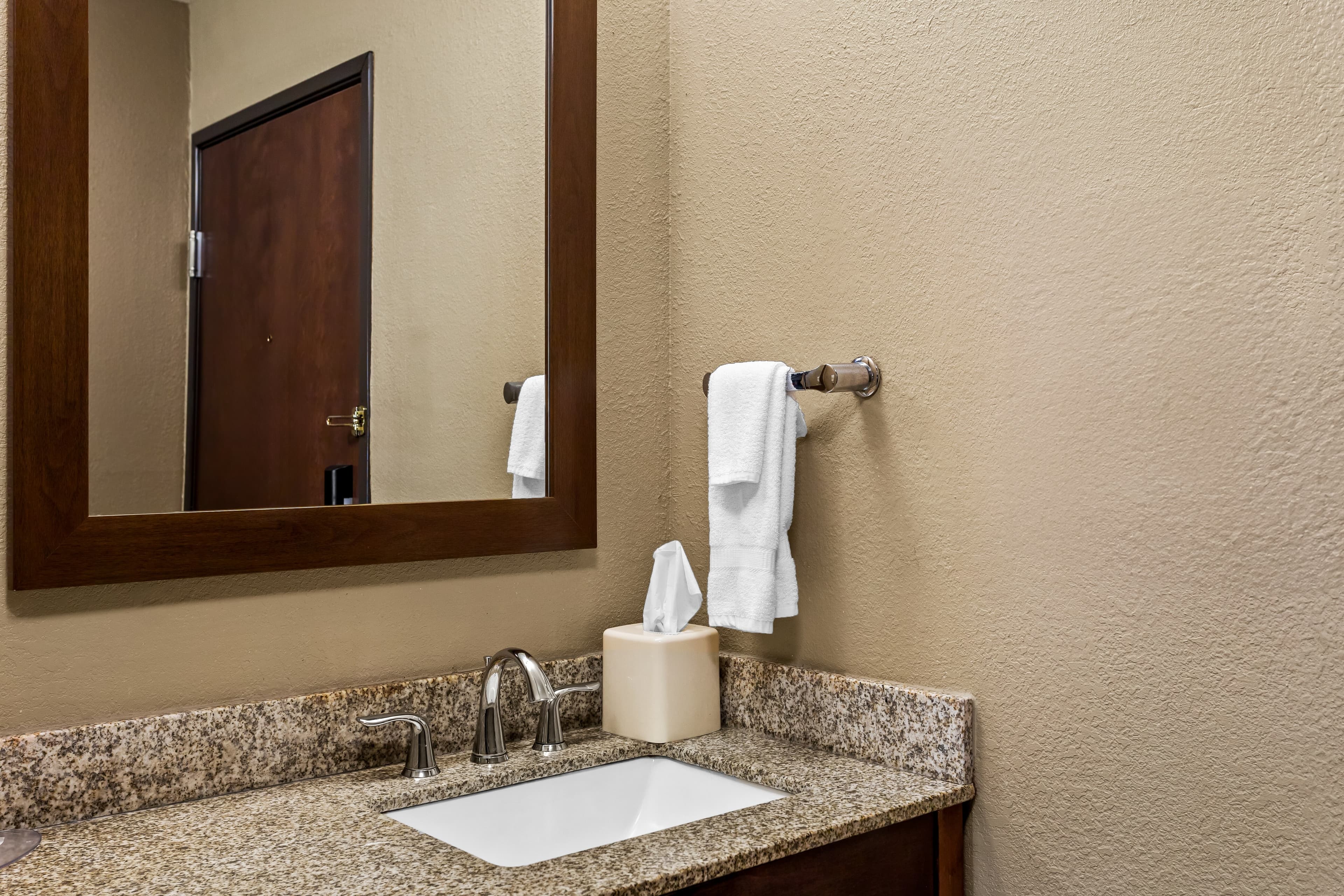 Comfort Inn Ottawa Starved Rock Area - Image 5