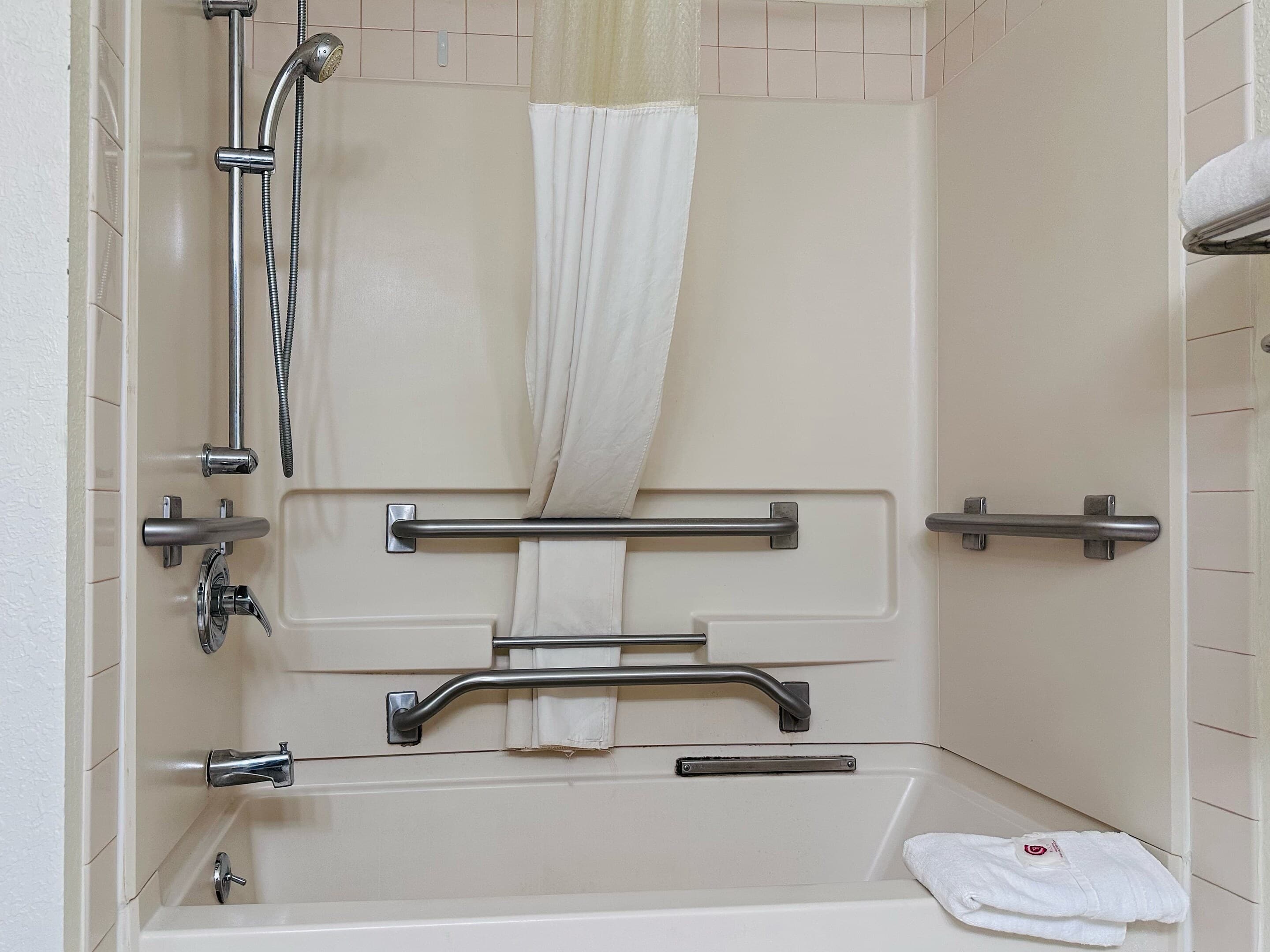 Comfort Inn & Suites Morton - Peoria — 15