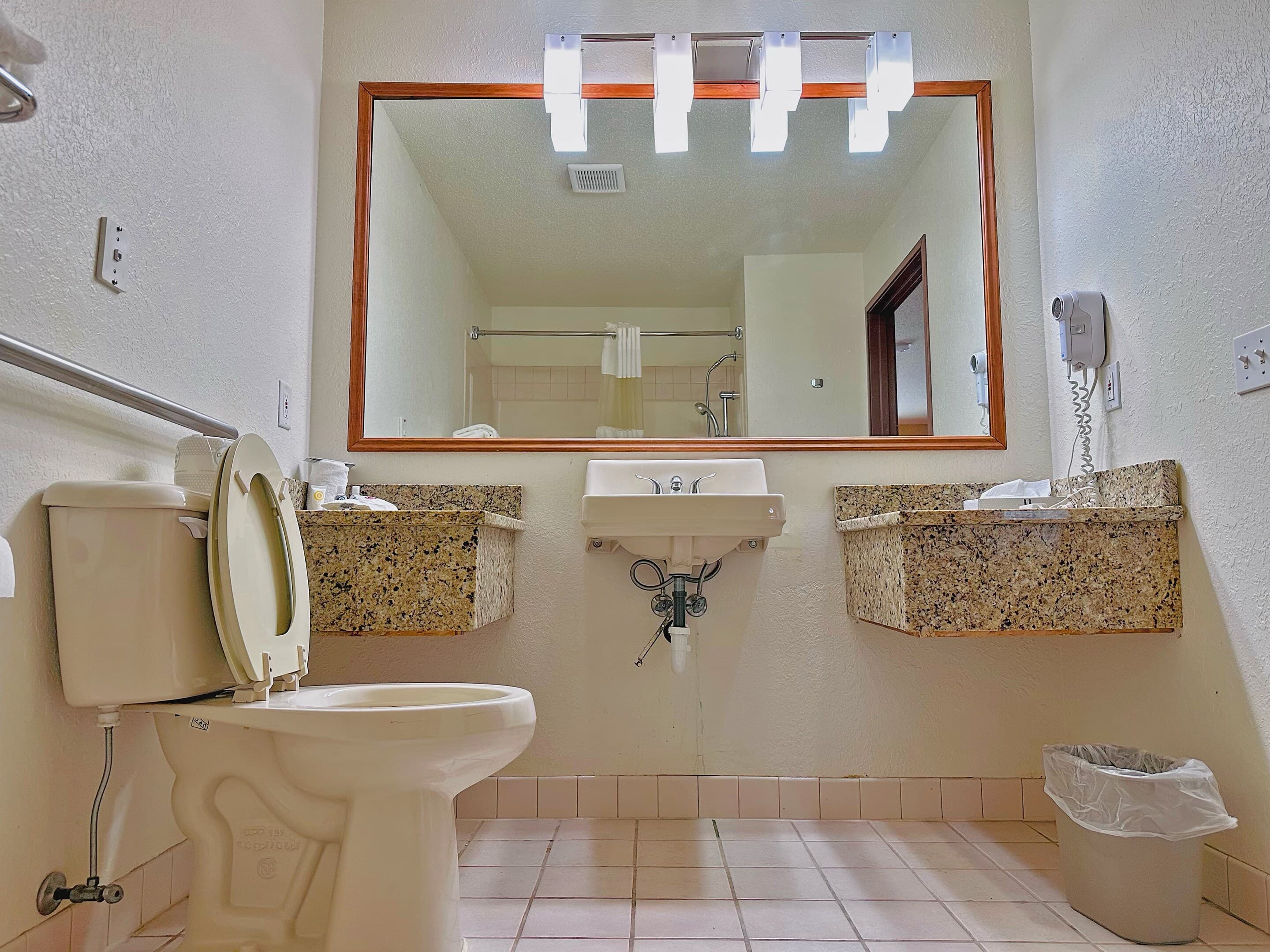 Comfort Inn & Suites Morton - Peoria — 16