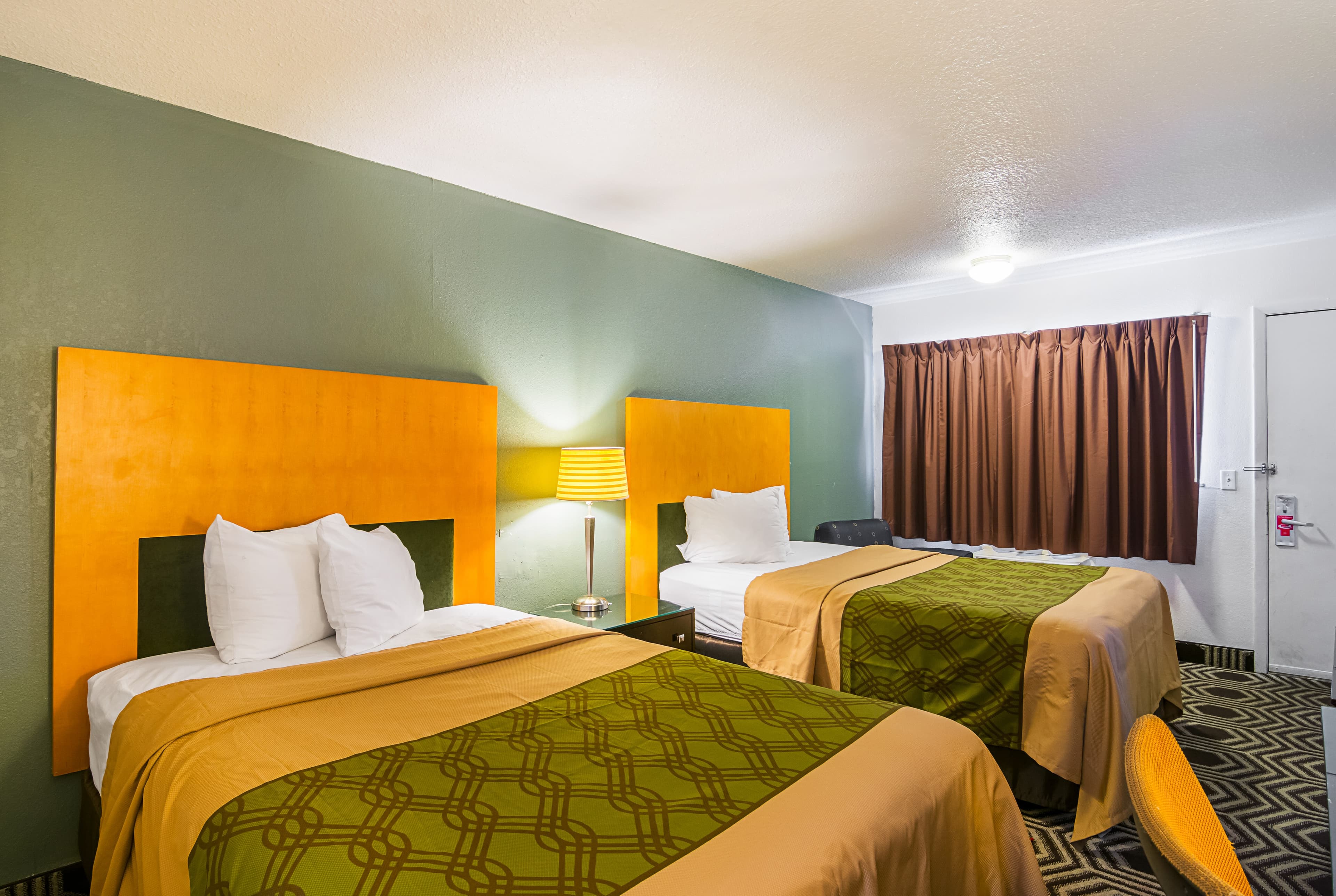 Econo Lodge South Holland - Chicago Southland — 14