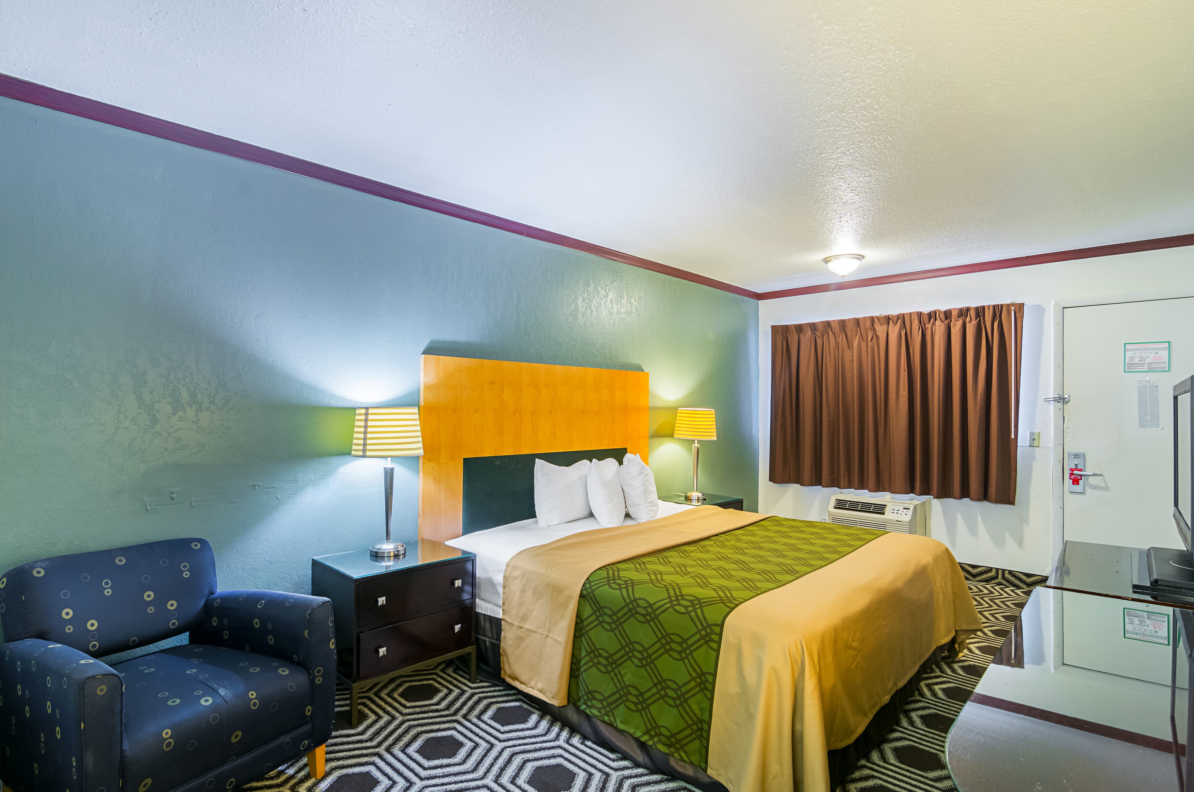 Econo Lodge South Holland - Chicago Southland - Image 4