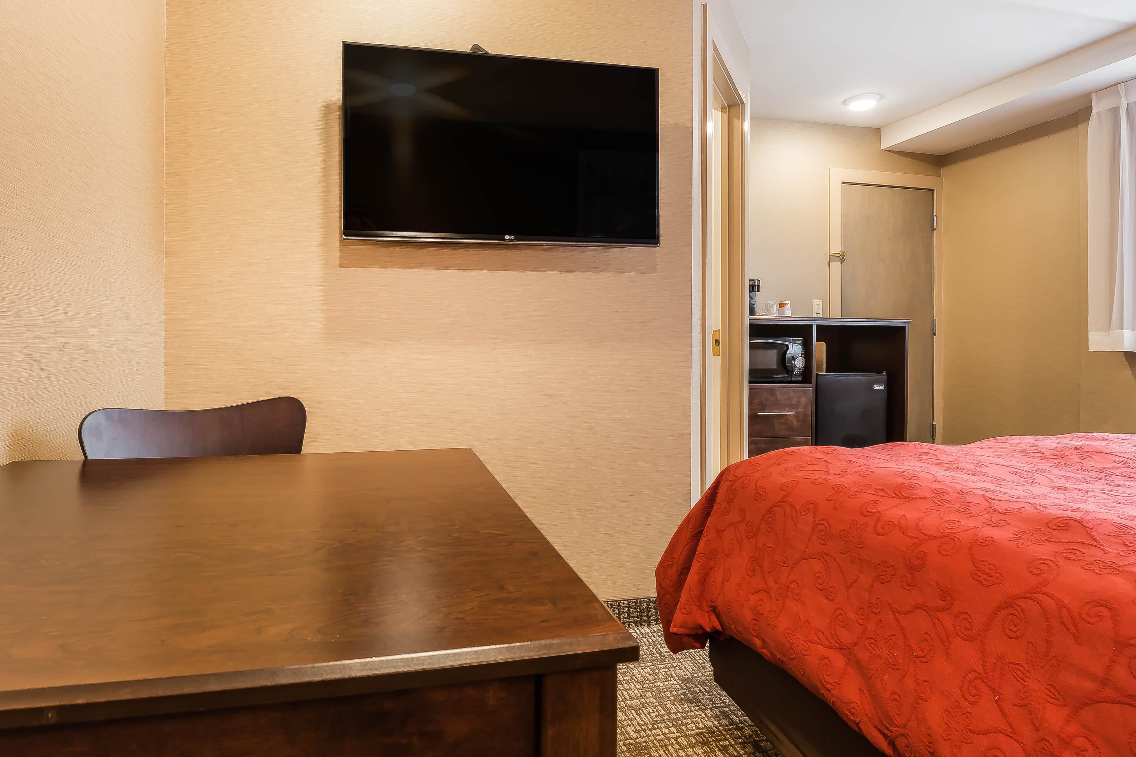 Rodeway Inn Chicago-Evanston - Image 3