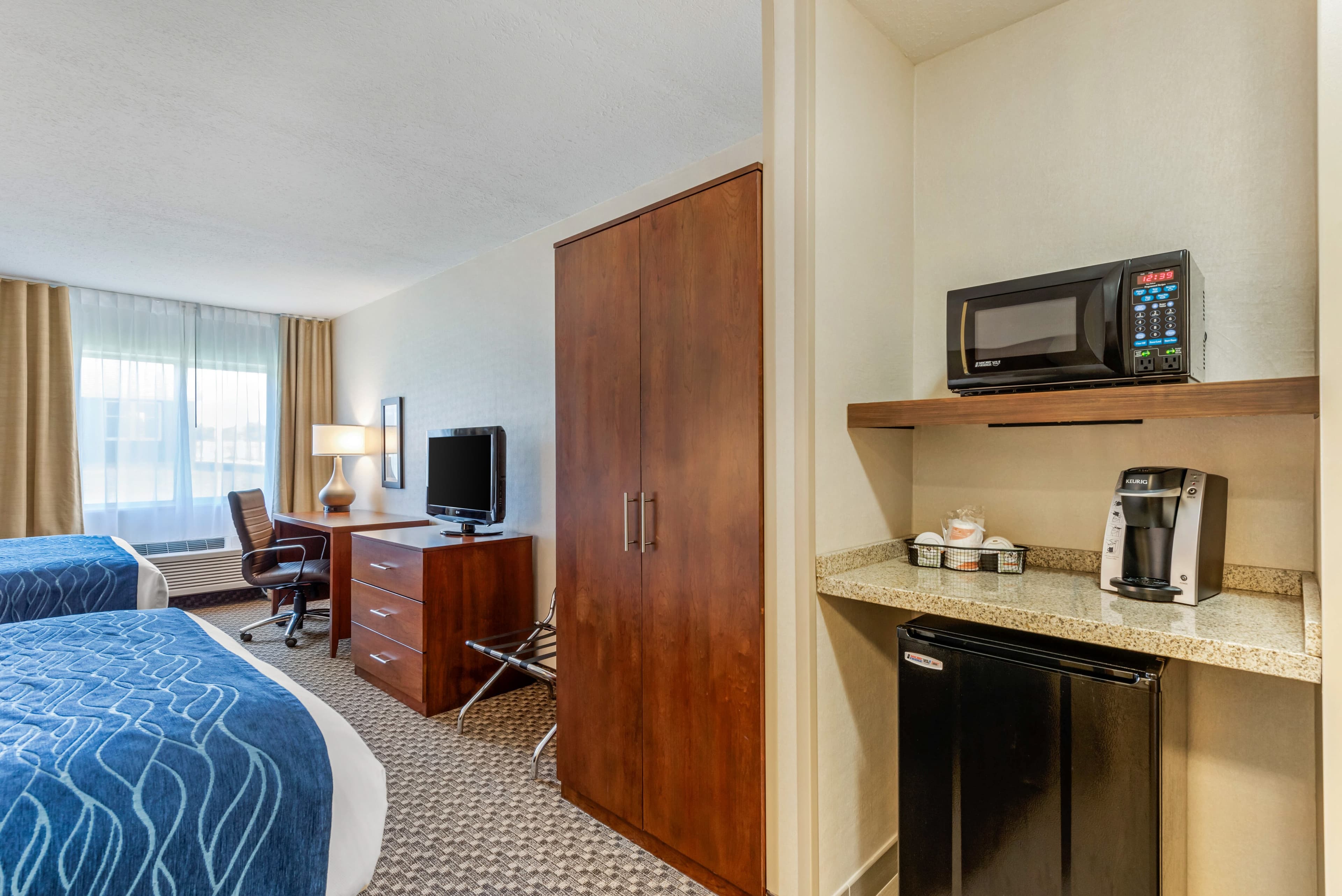 Comfort Inn & Suites near Route 66 — 25