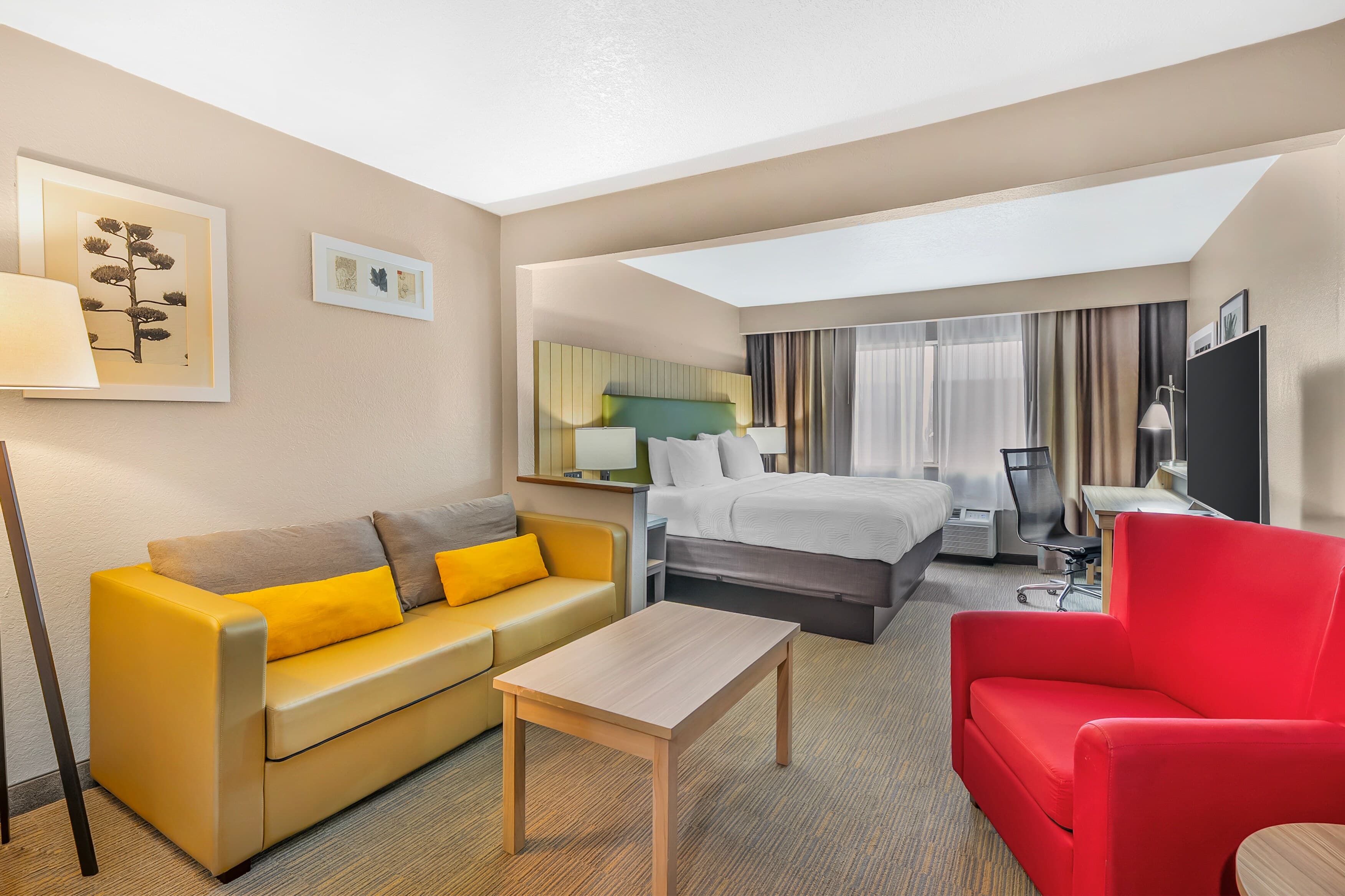 Country Inn & Suites by Radisson, Fairview Heights, IL — 7