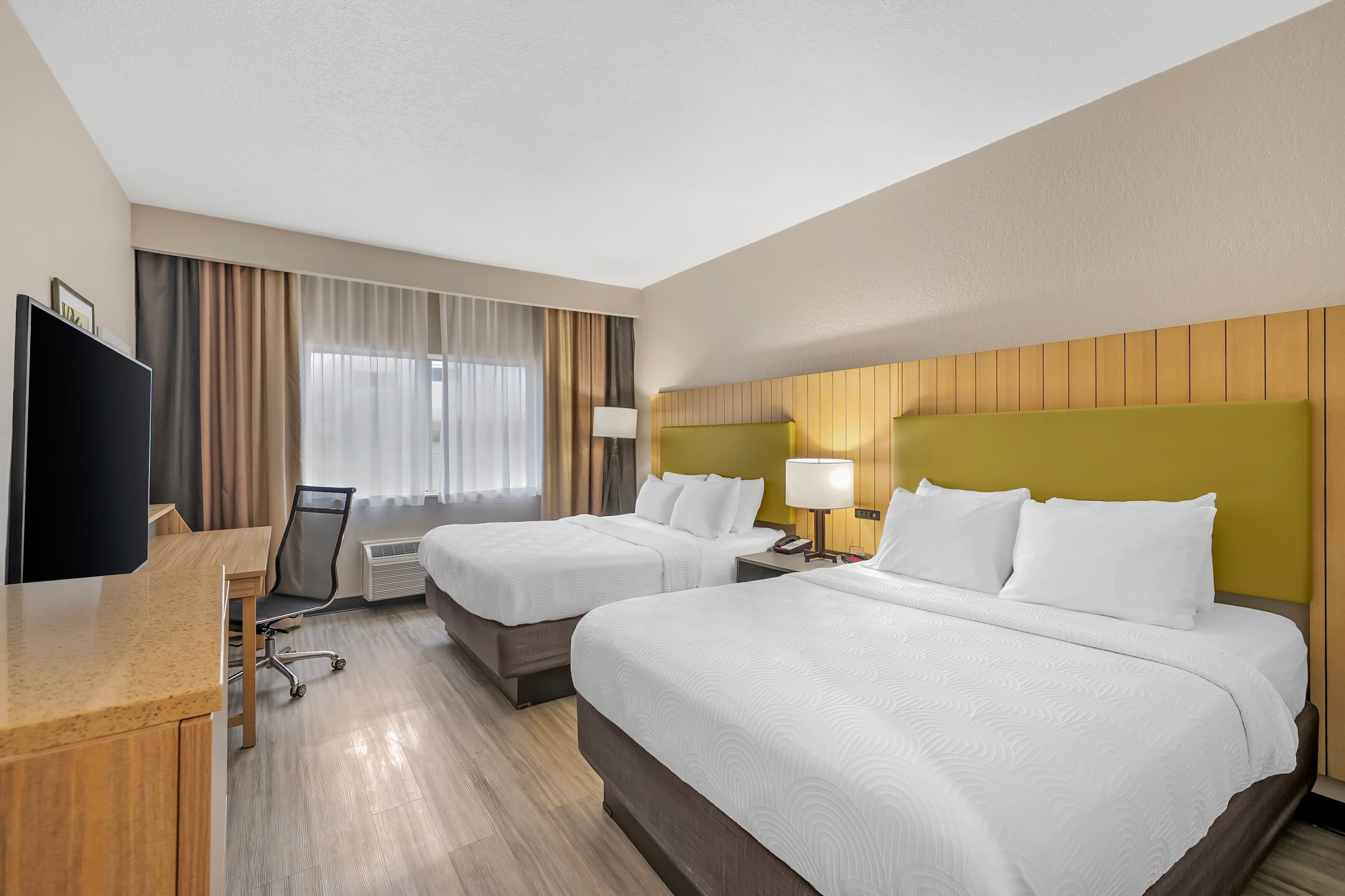 Country Inn & Suites by Radisson, Fairview Heights, IL — 14