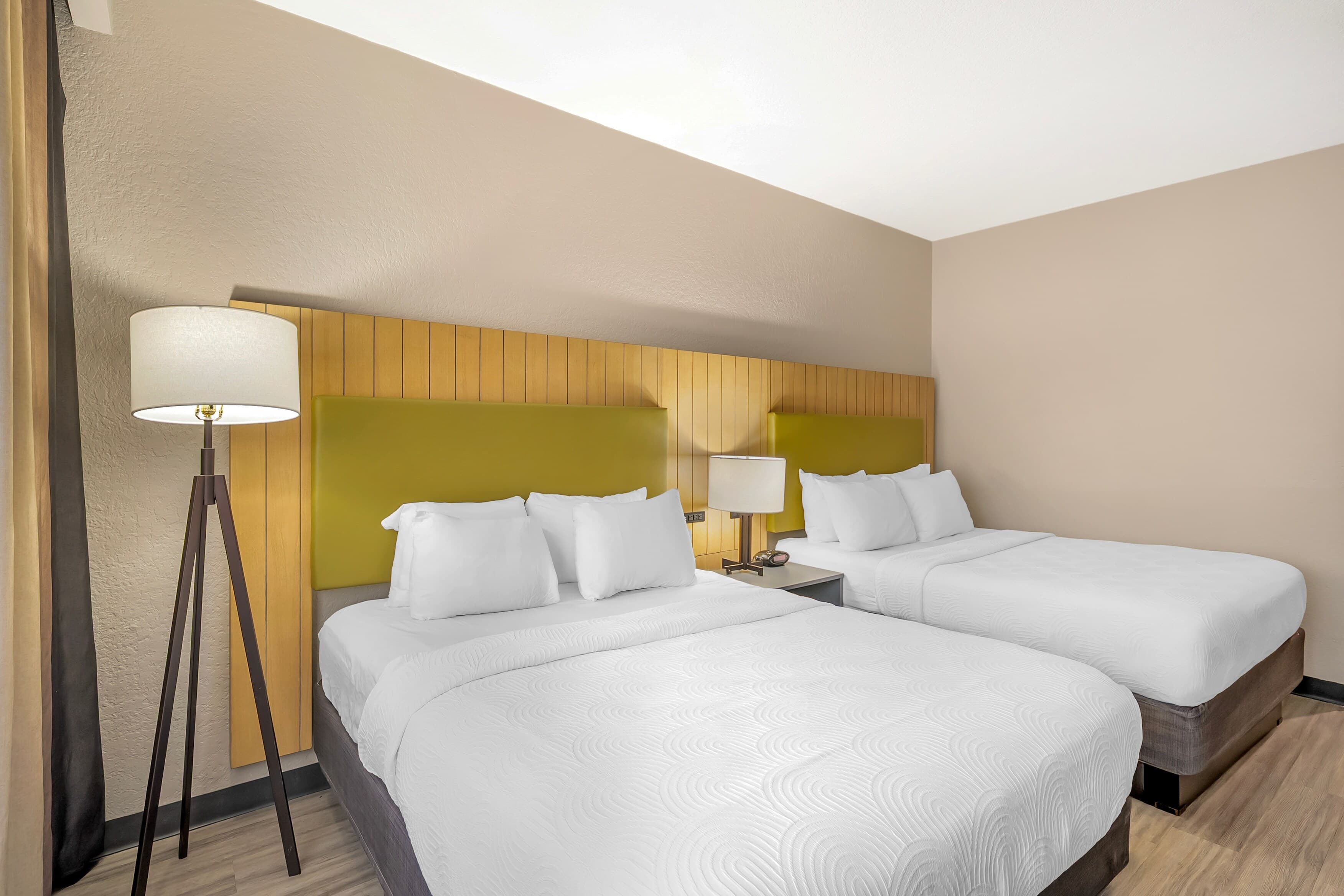 Country Inn & Suites by Radisson, Fairview Heights, IL — 15