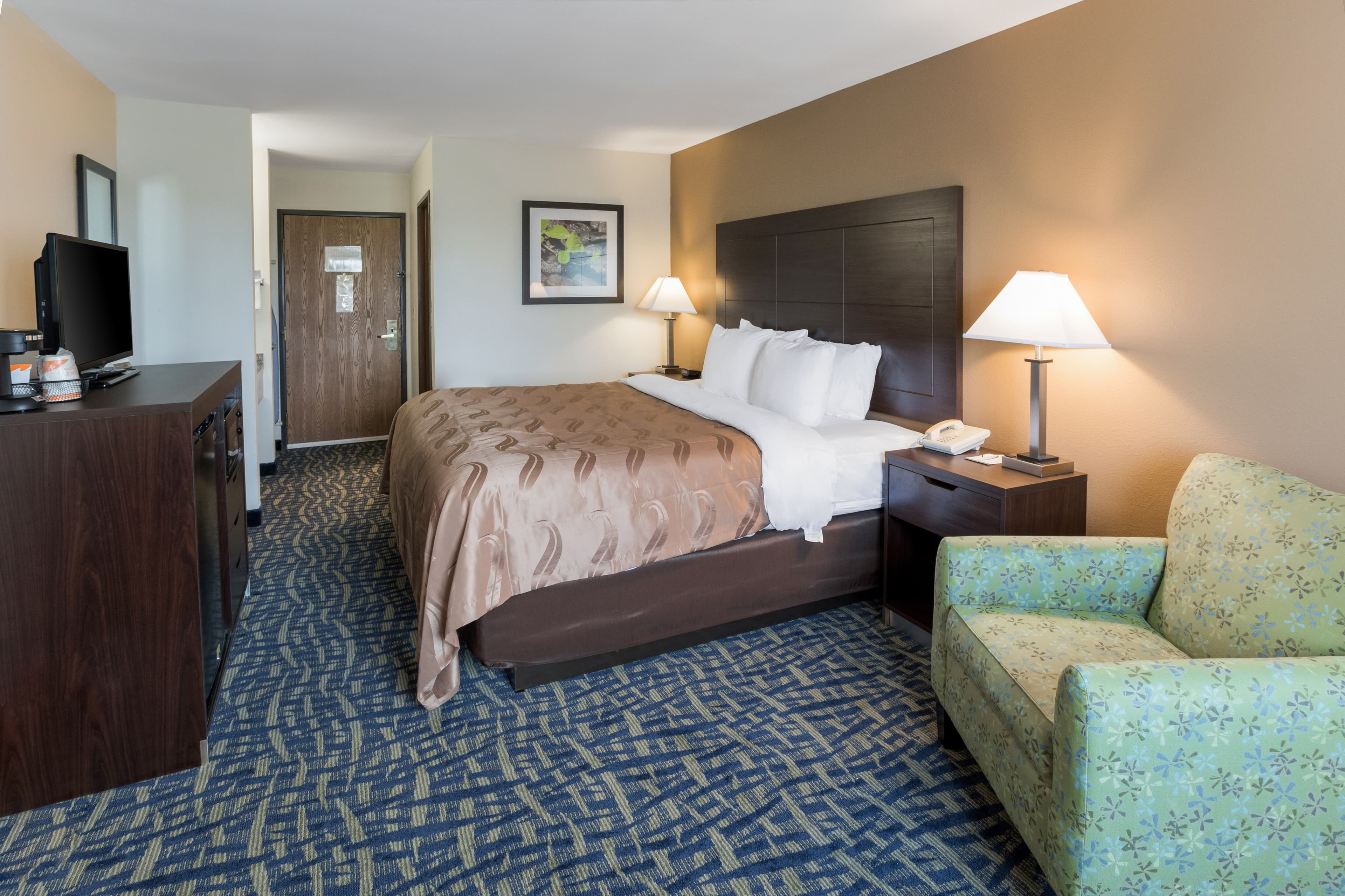 Quality Inn Rochelle — 7