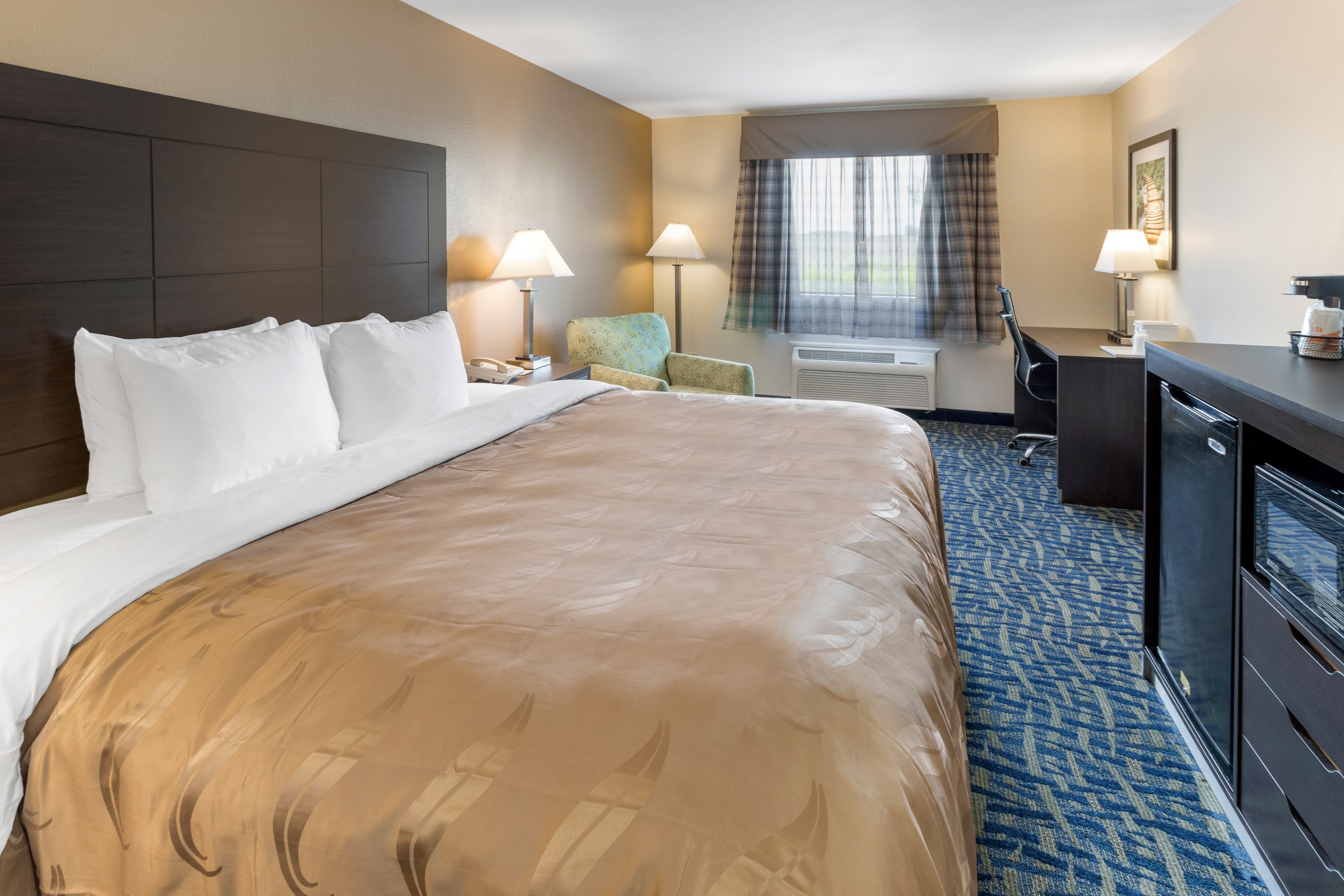 Quality Inn Rochelle — 8