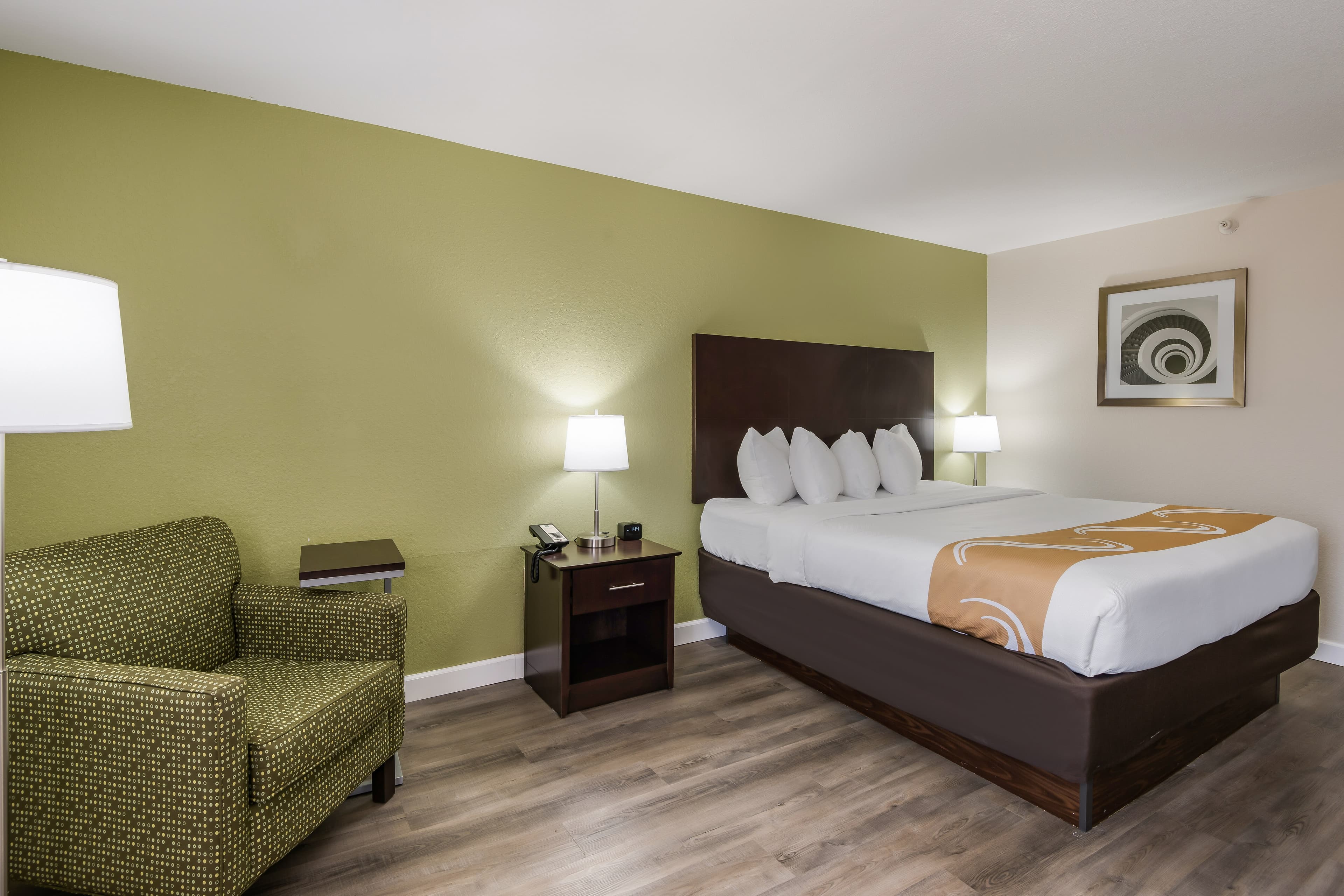 Quality Inn & Suites Quincy - Downtown - Image 5