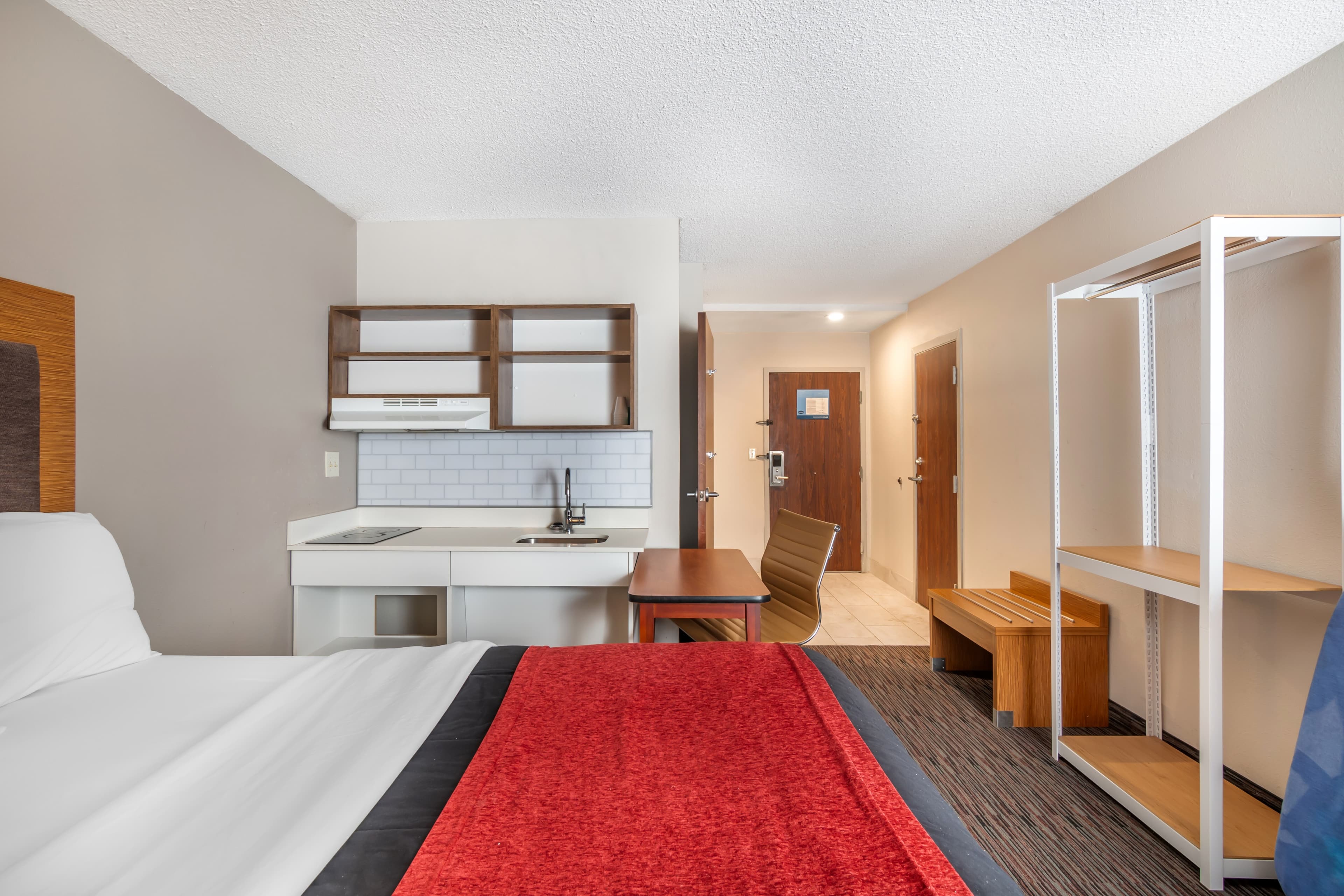 MainStay Suites Springfield IL - Image 5