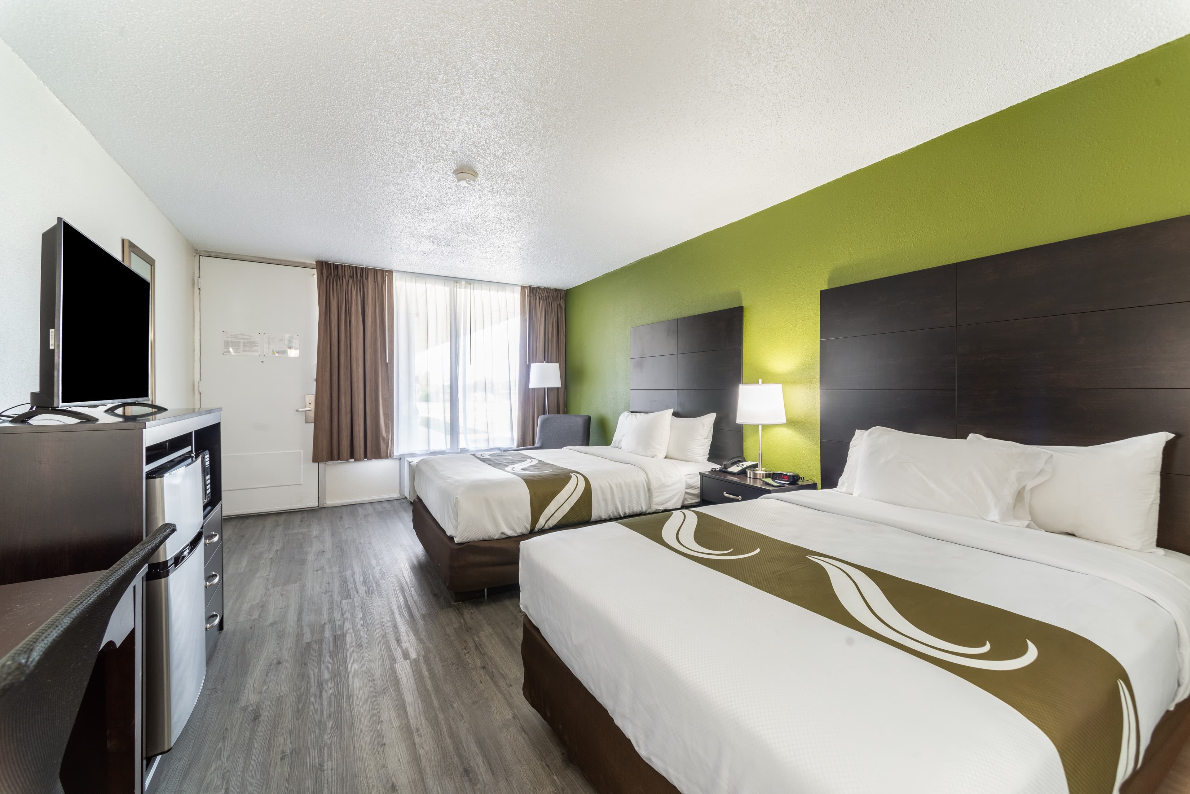 Quality Inn & Suites Vandalia near I-70 and Hwy 51 - Image 4