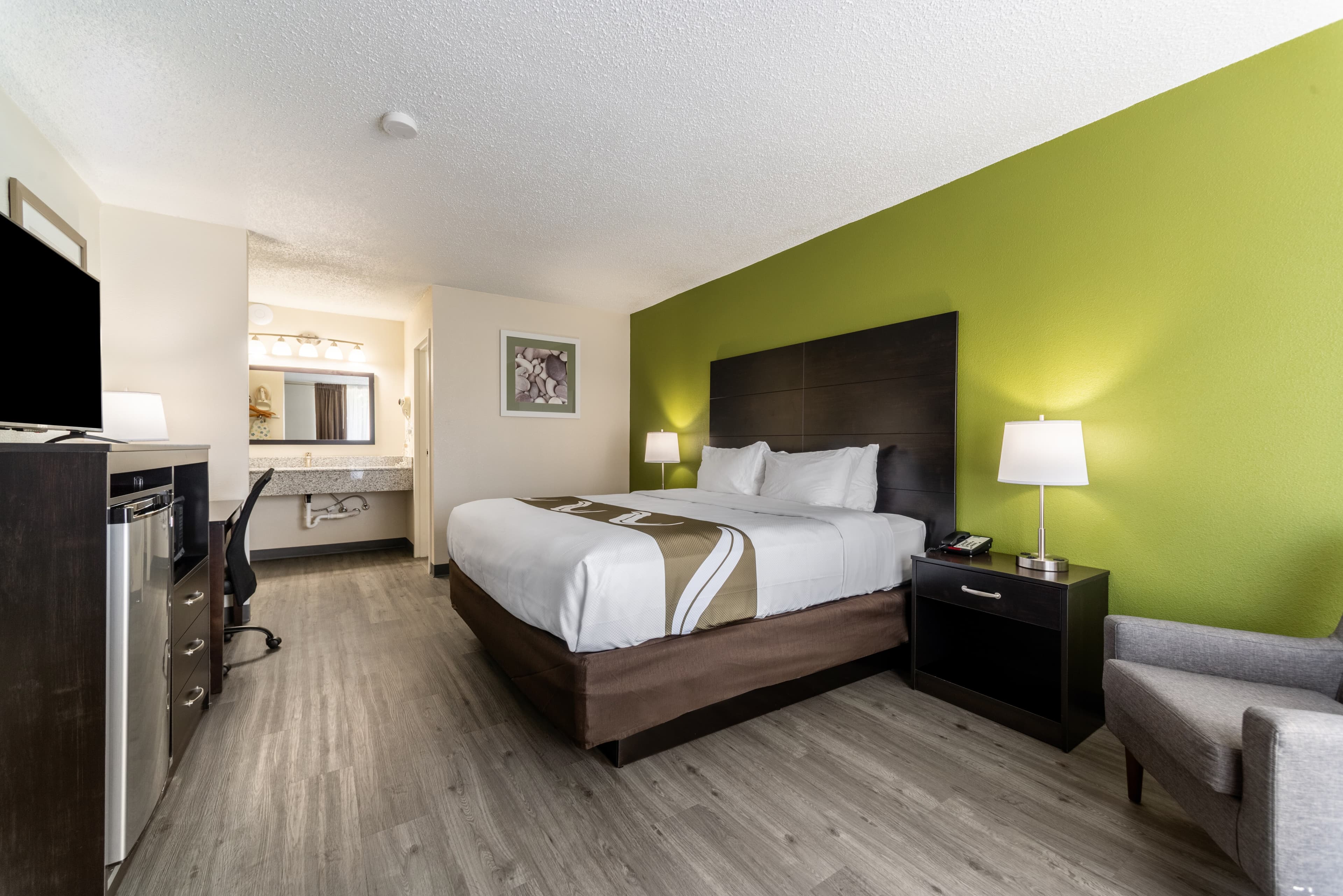 Quality Inn & Suites Vandalia near I-70 and Hwy 51 — 7