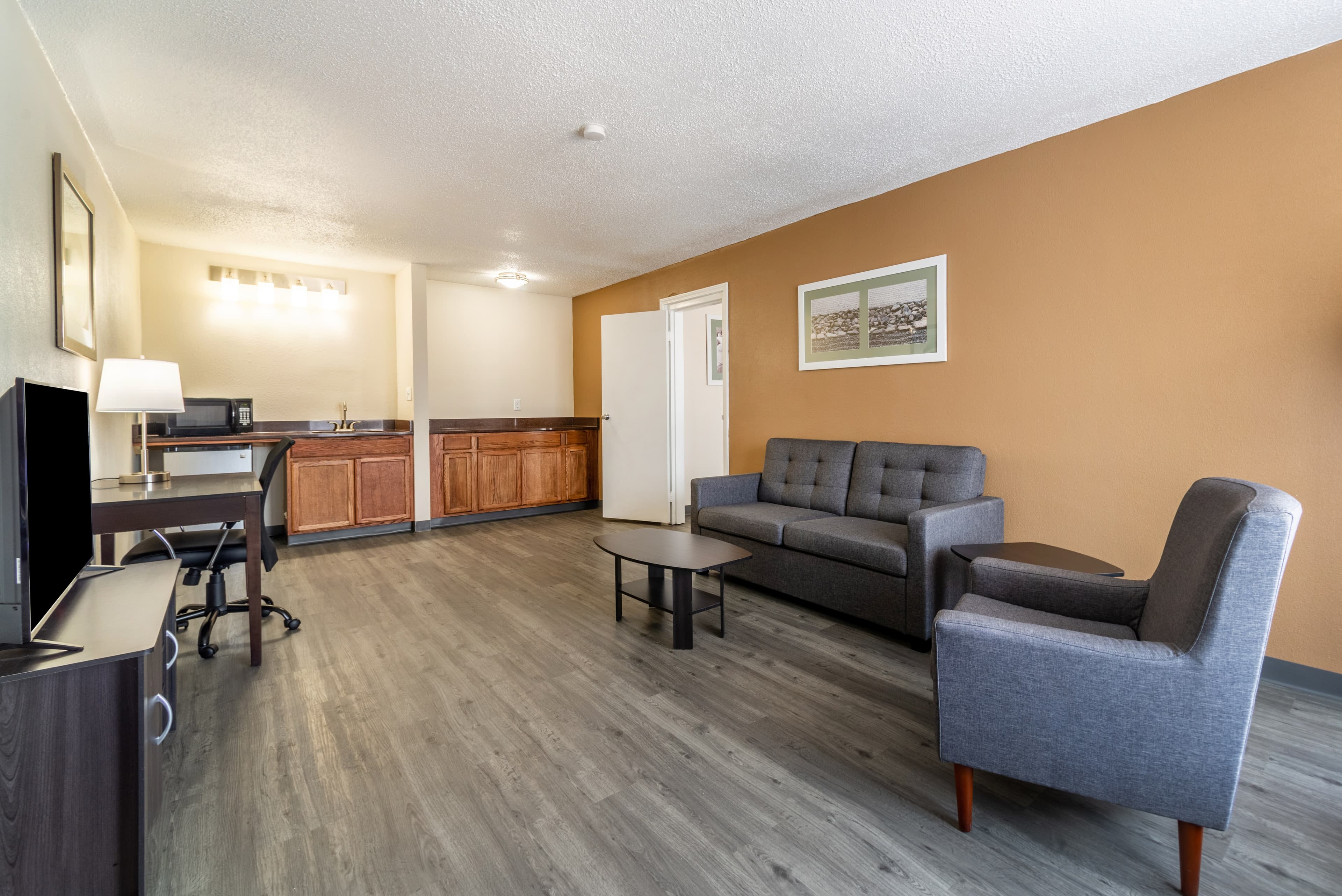Quality Inn & Suites Vandalia near I-70 and Hwy 51 — 35