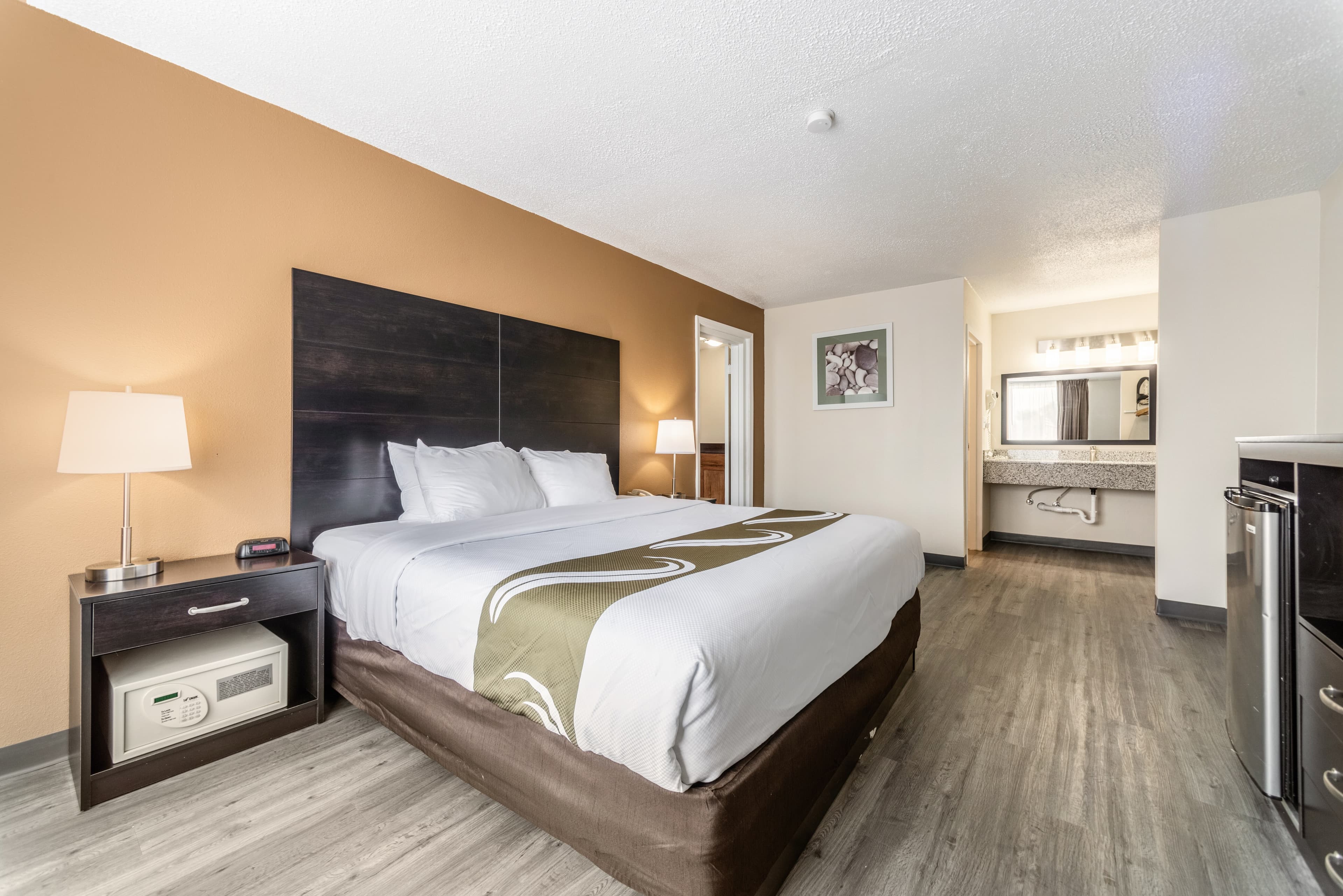 Quality Inn & Suites Vandalia near I-70 and Hwy 51 — 38