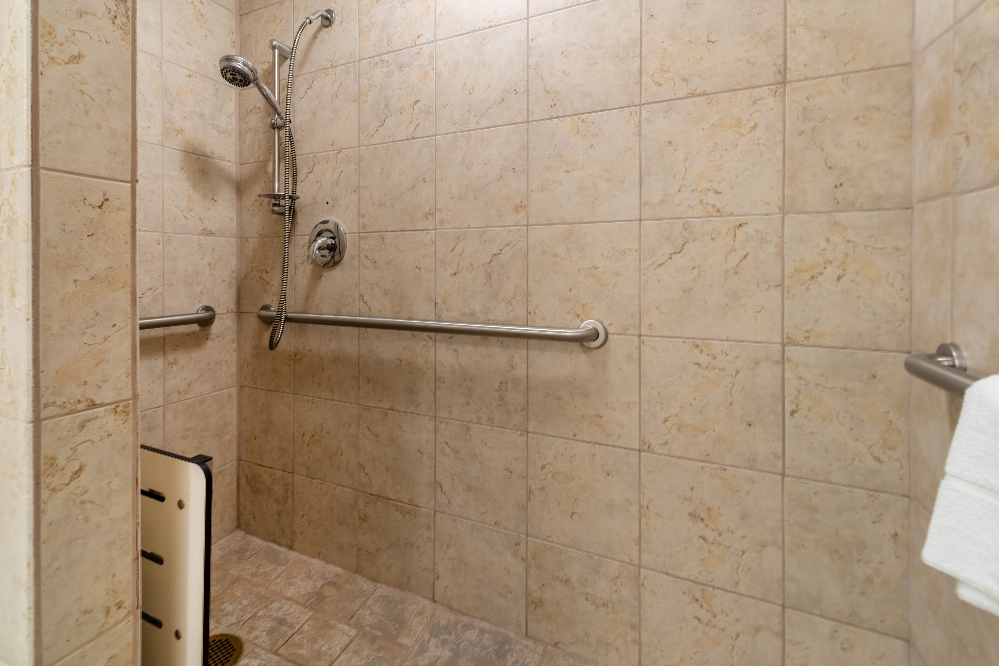 Quality Inn & Suites Vandalia near I-70 and Hwy 51 — 18