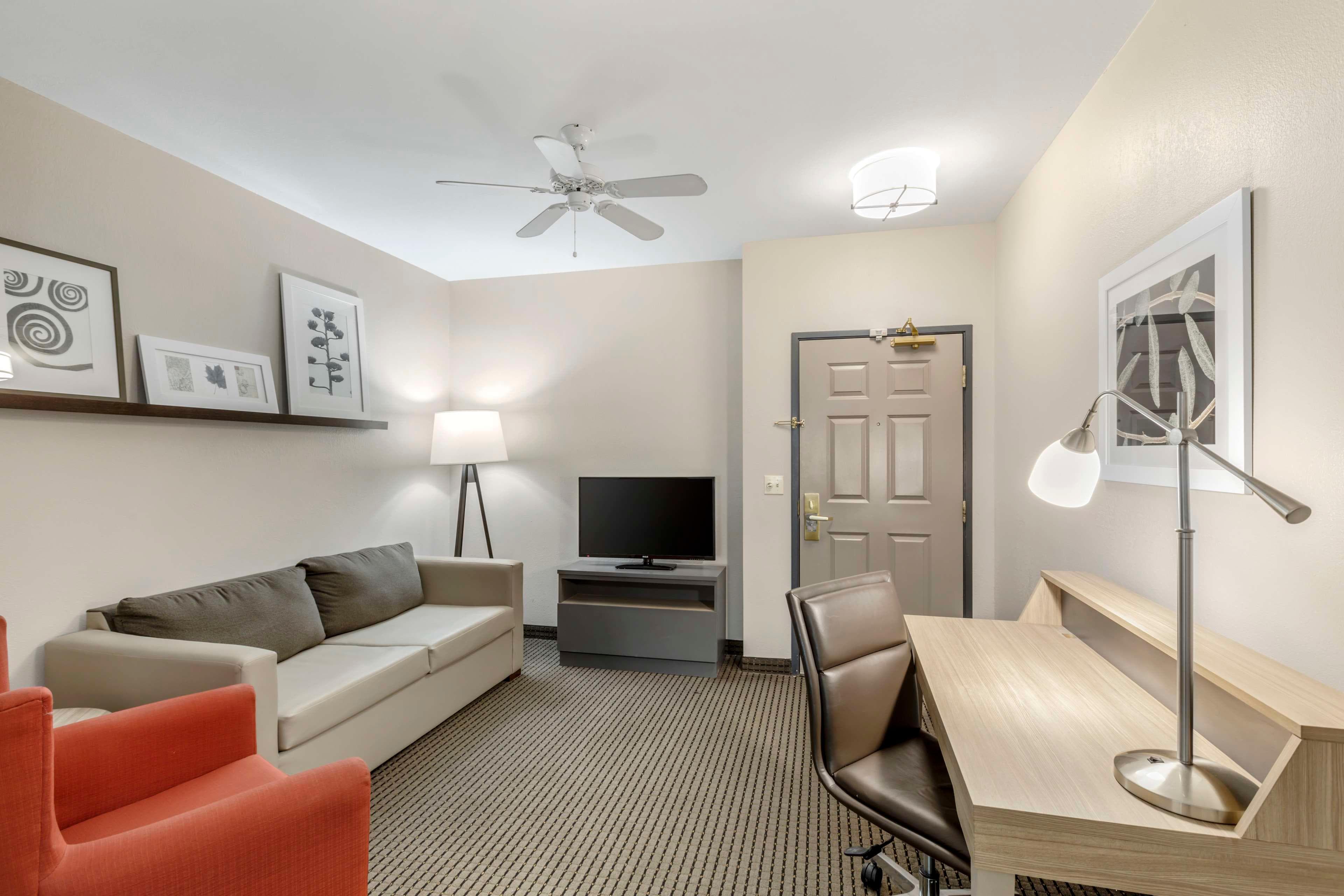 Country Inn & Suites by Radisson, Elk Grove Village/Itasca — 12