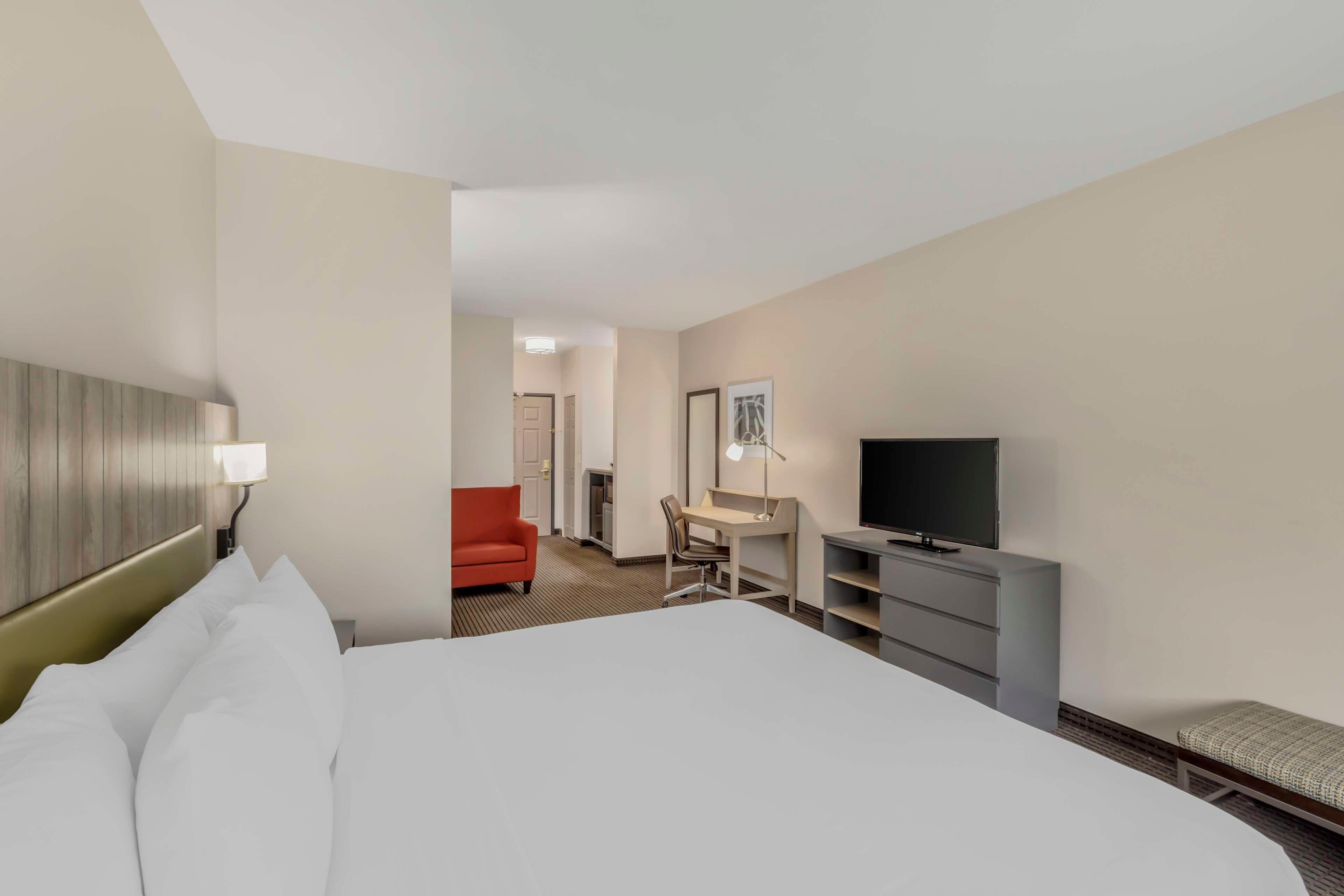 Country Inn & Suites by Radisson, Elk Grove Village/Itasca — 21