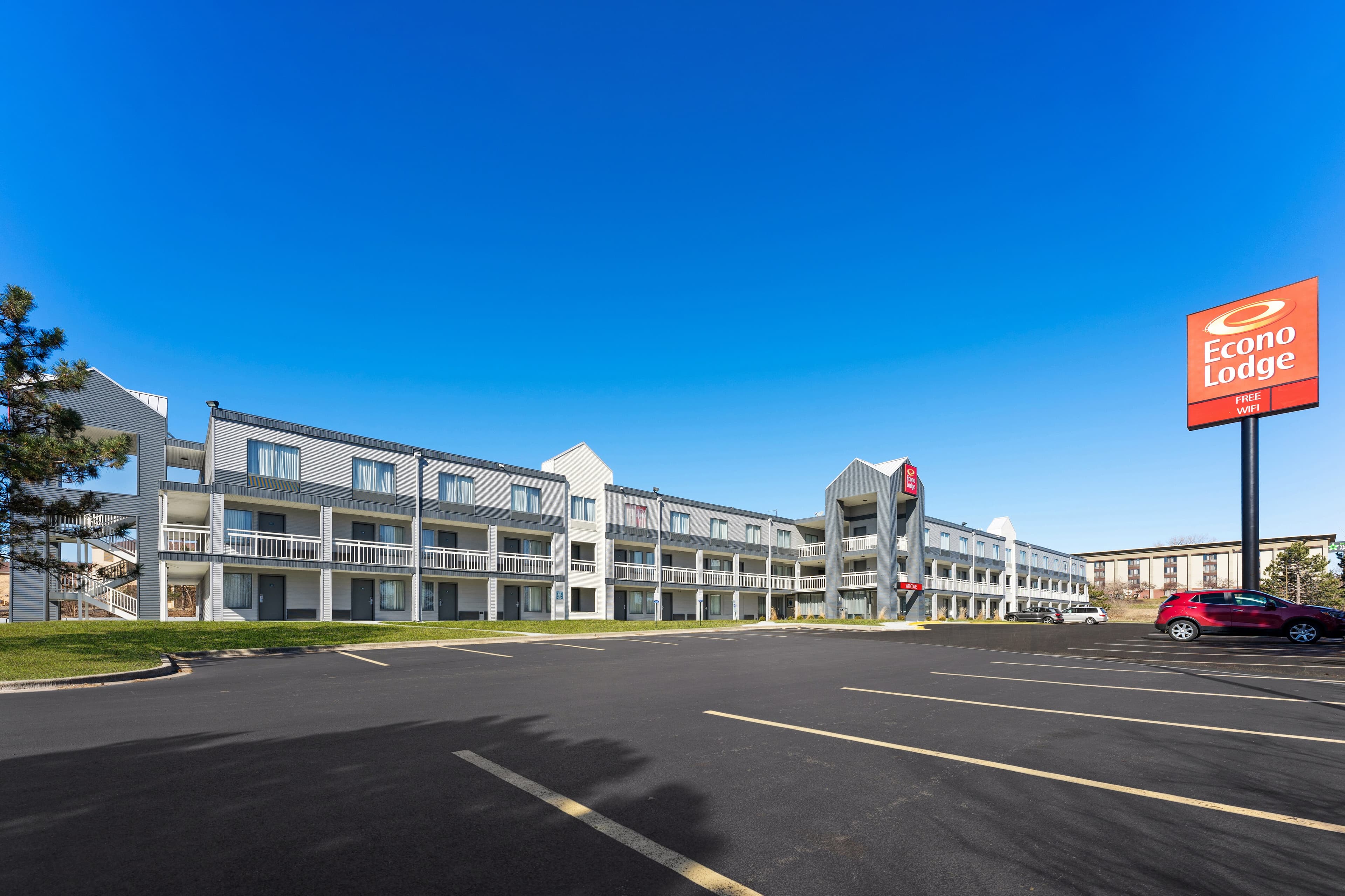 Econo Lodge Rockford Casino Area - Image 1