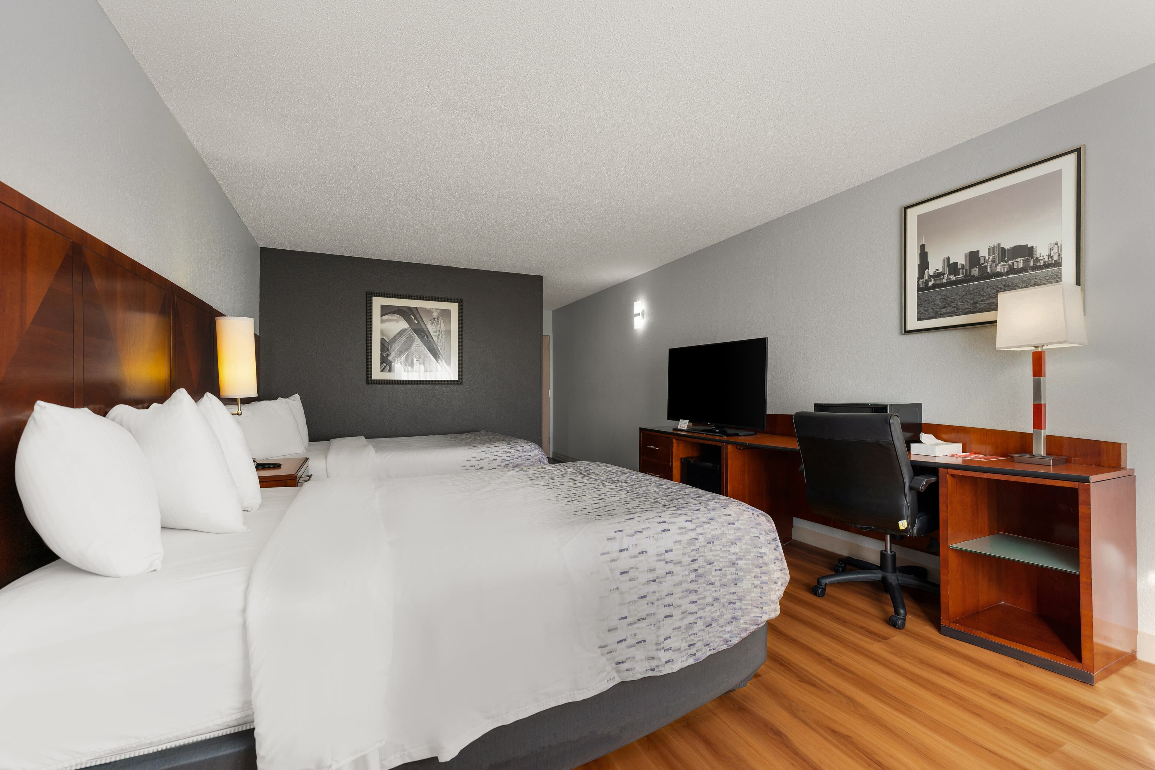 Econo Lodge Rockford Casino Area — 8